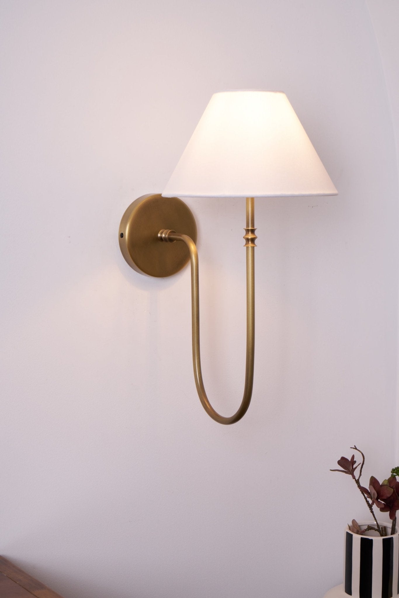 Collins Wall Light - Letslighting
