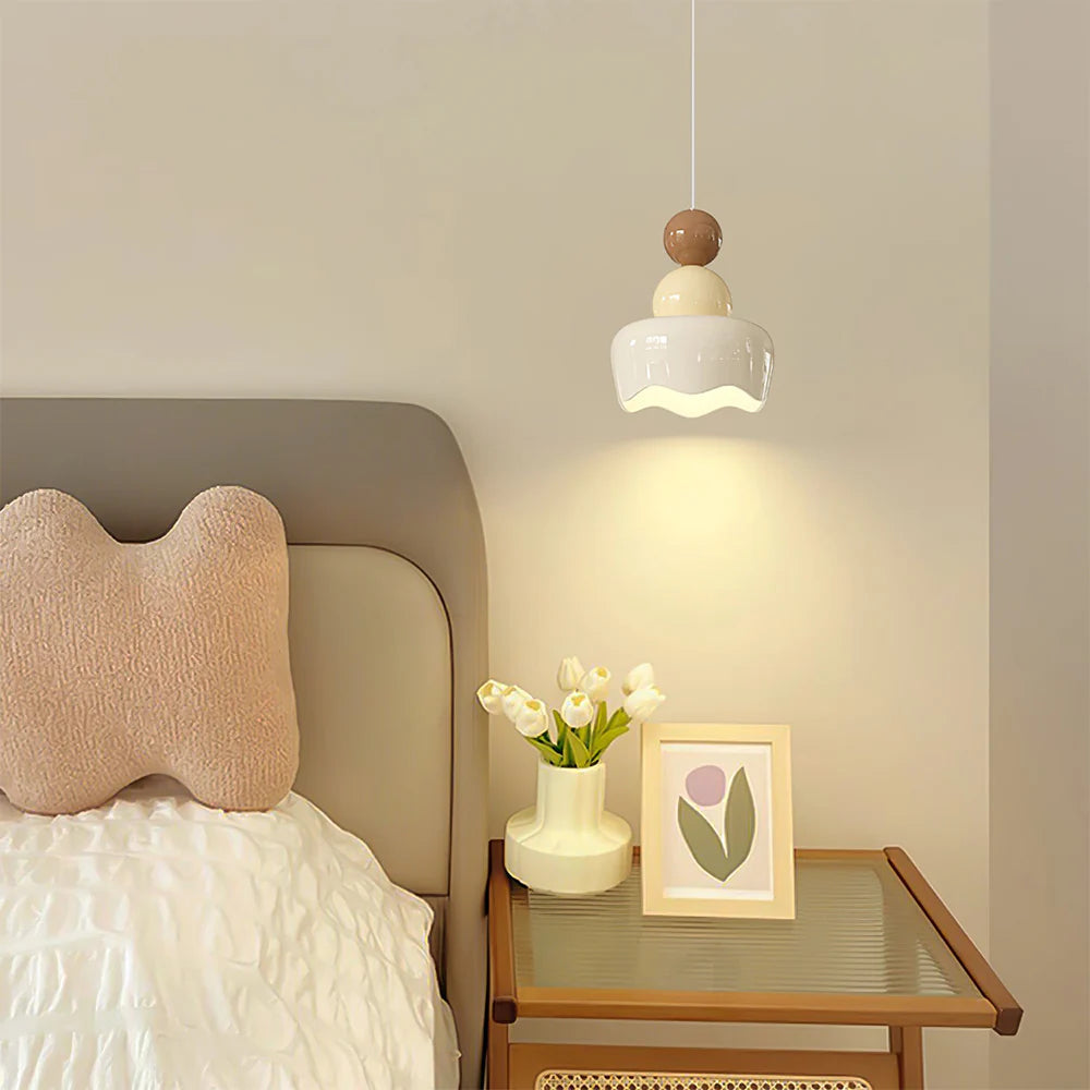 Valentina Muñeca de Día Soleado LED Lámpara Colgante Crema Resina Dormitorio