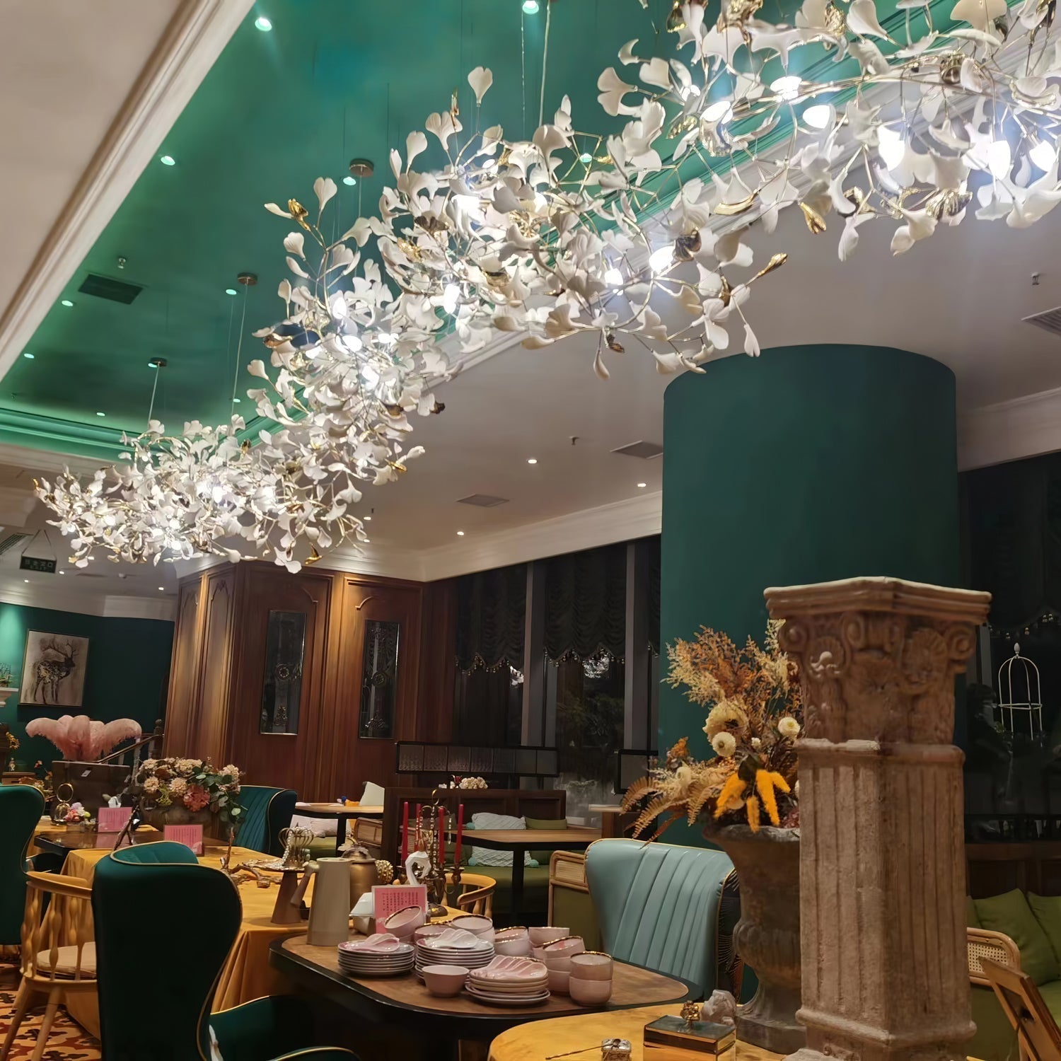Eurzoris Gingko Metal Leaf Chandelier - Letslighting