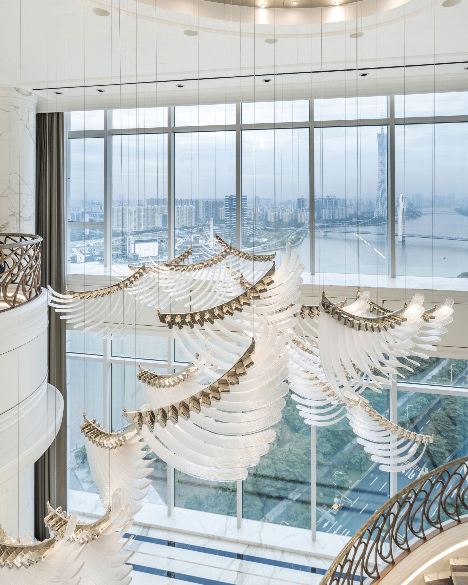 Eurrinia Glass Wing Cluster Chandelier - Letslighting