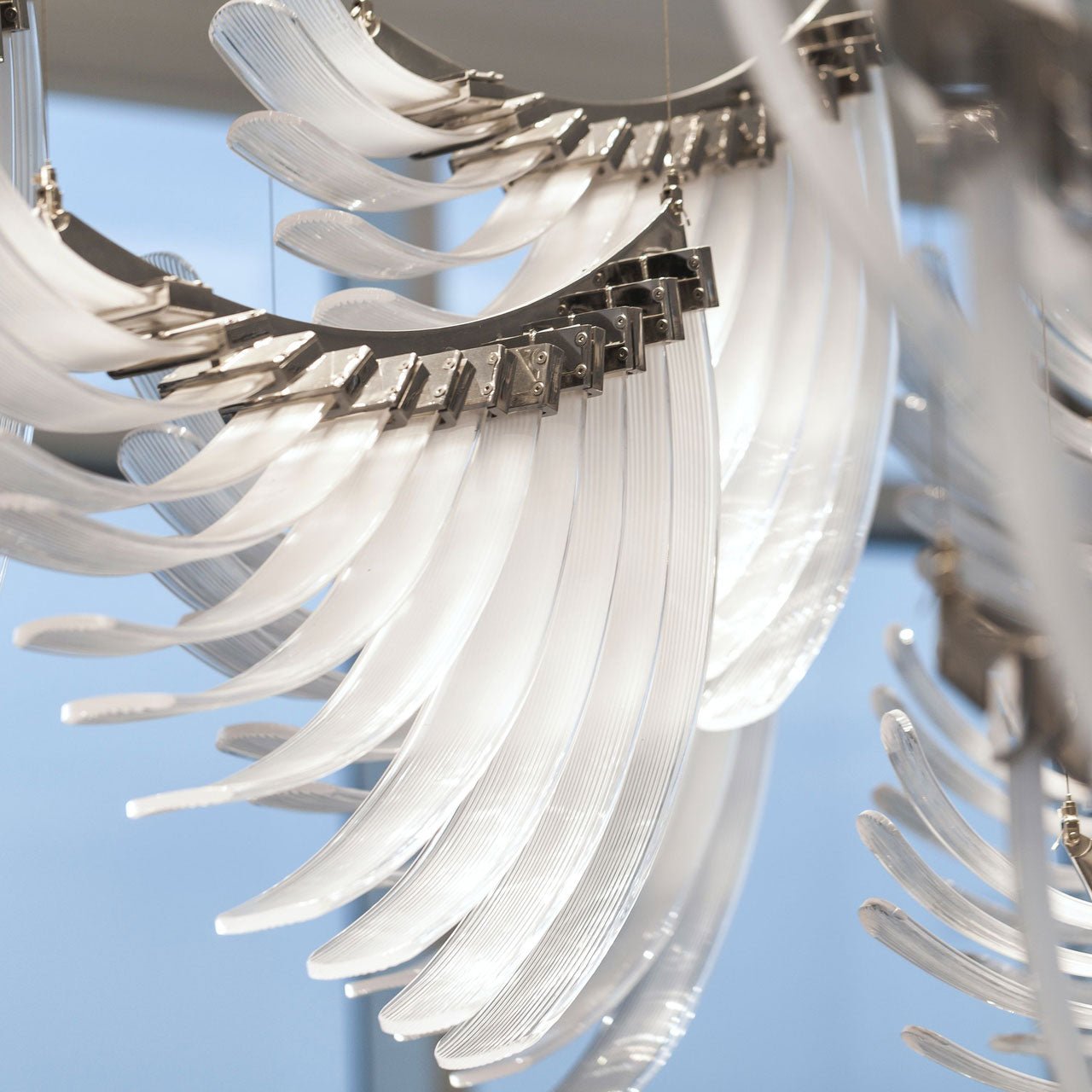 Eurrinia Glass Wing Cluster Chandelier - Letslighting