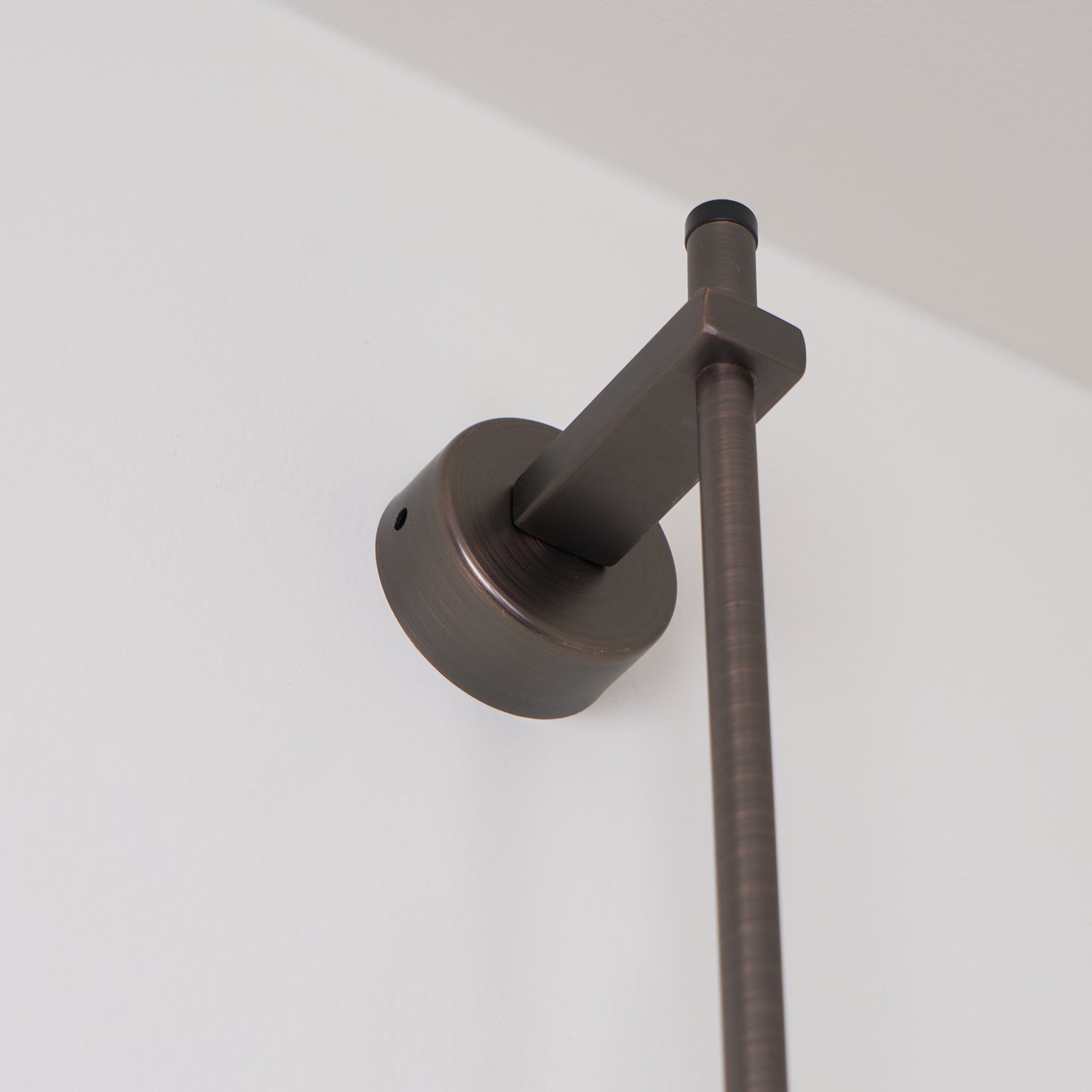Meridian Vertical Wall Sconce - Letslighting
