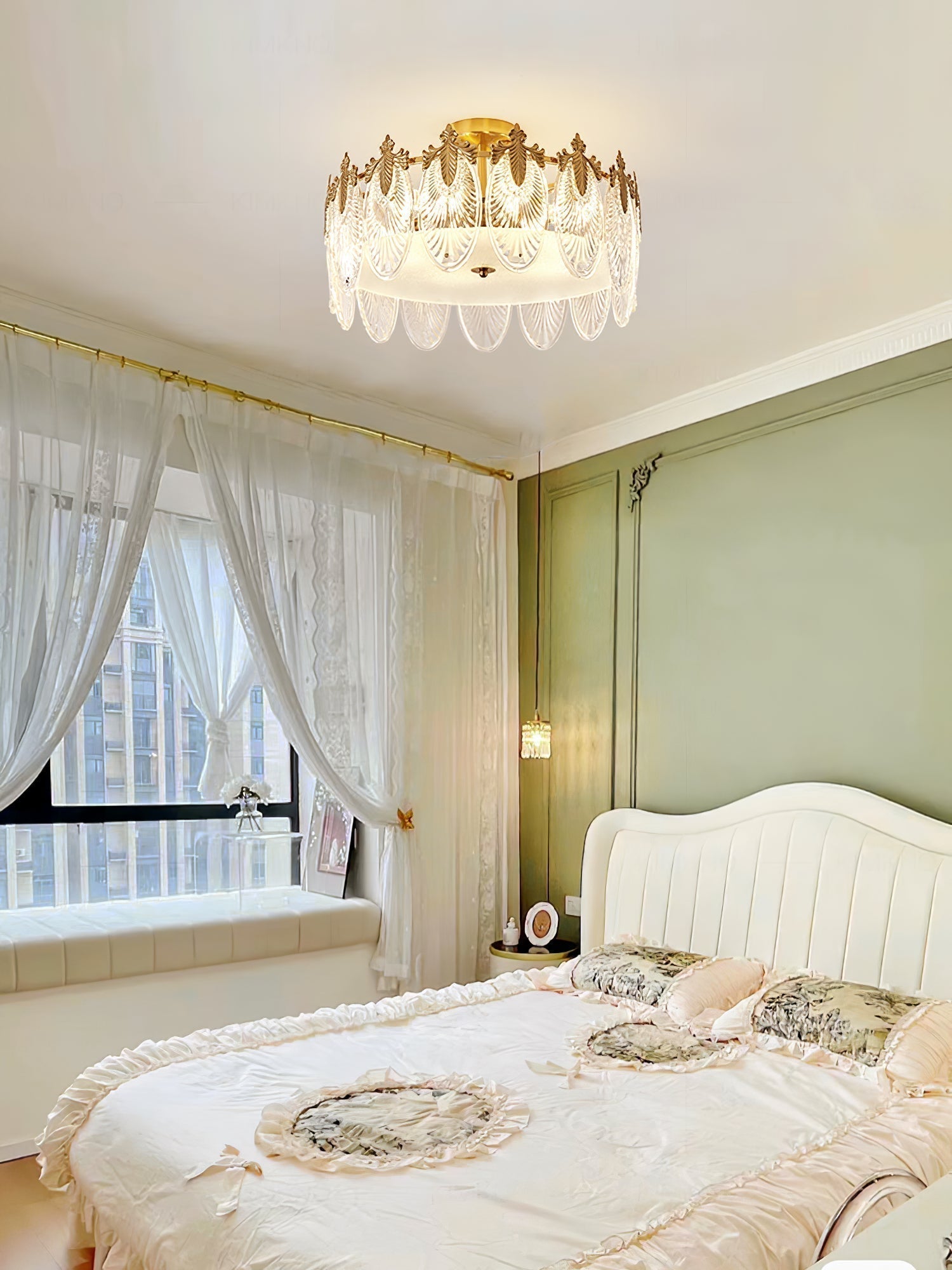 Decorative Pattern Glass Round Chandelier - Letslighting