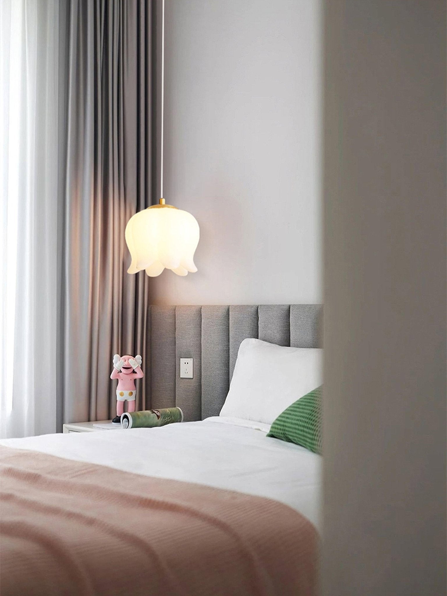 Elegant Floral Pendant Light - Letslighting