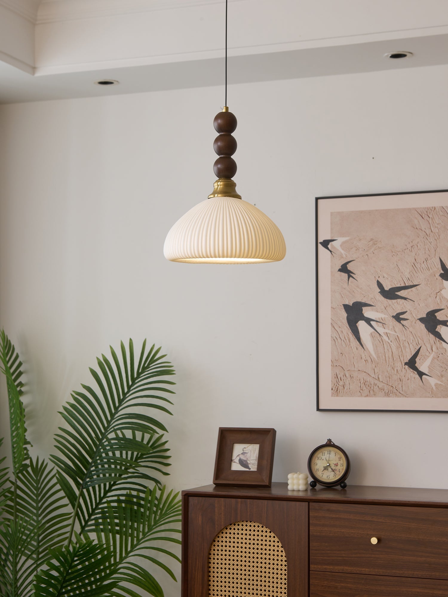 Eloria Pendant Light - Letslighting