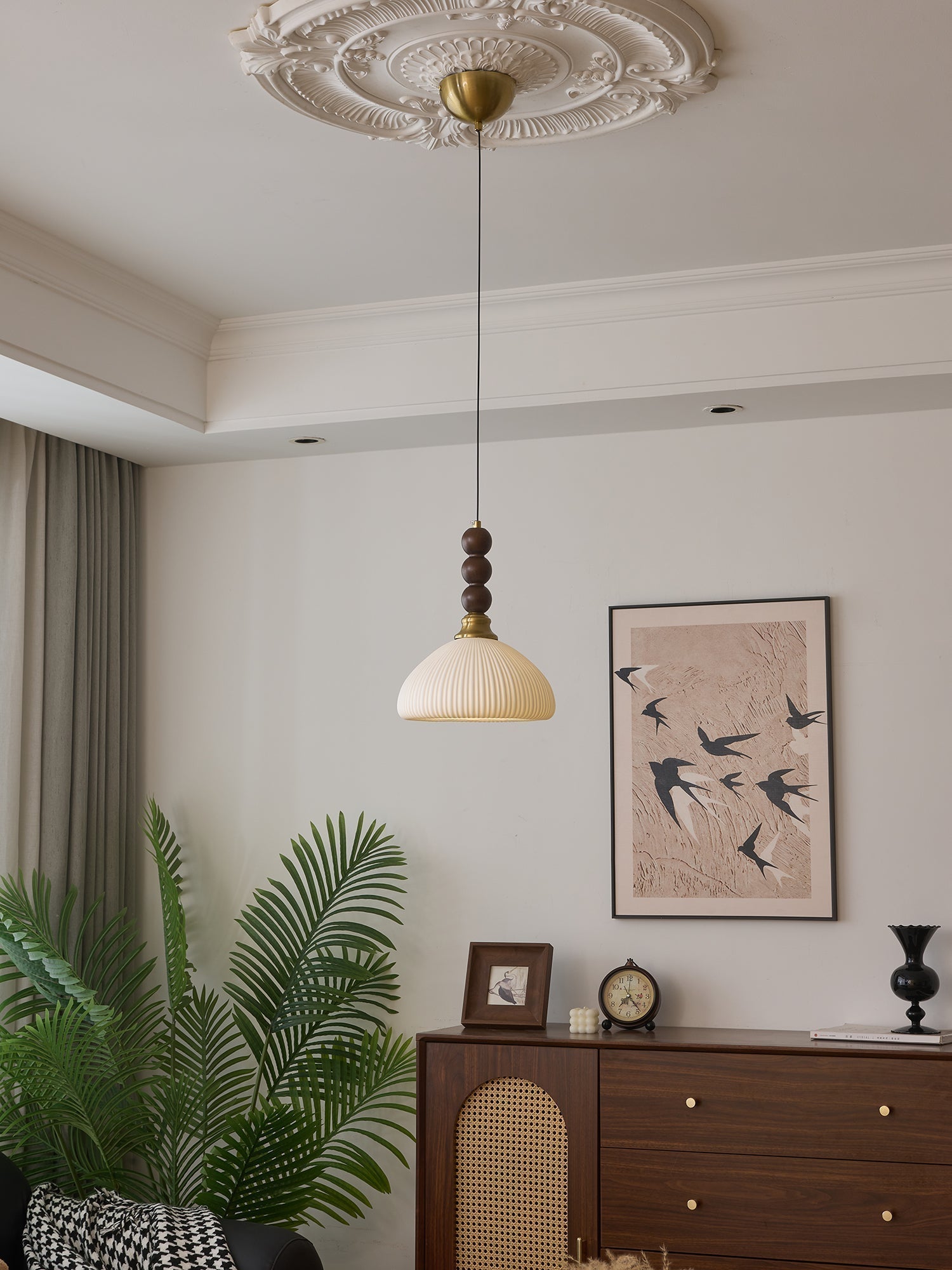Eloria Pendant Light - Letslighting