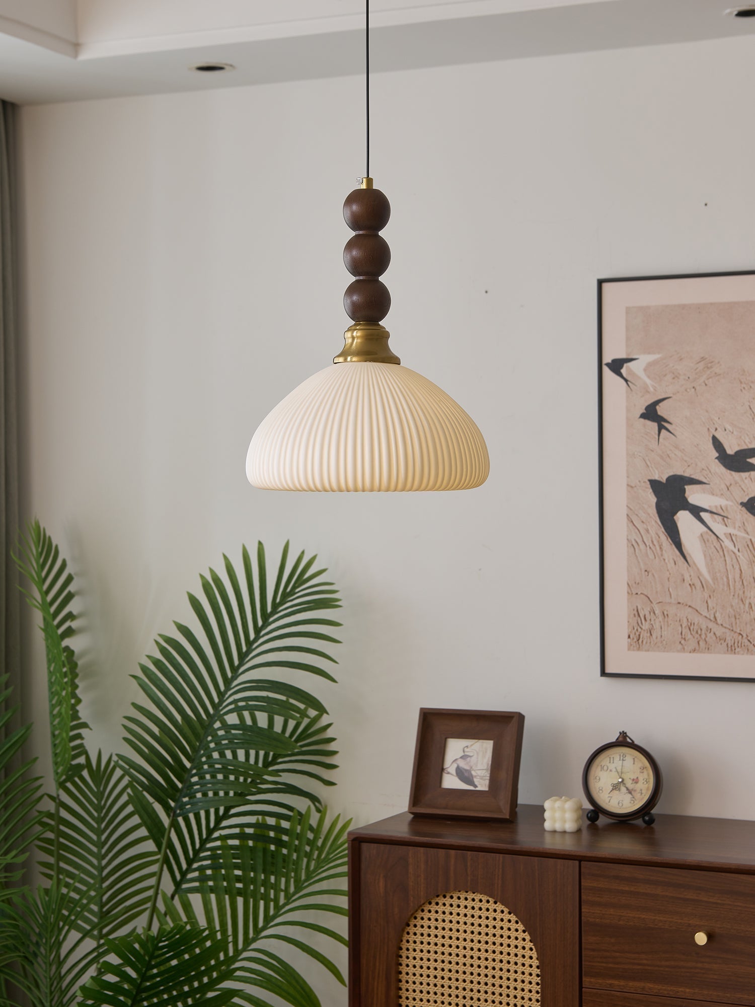 Eloria Pendant Light - Letslighting