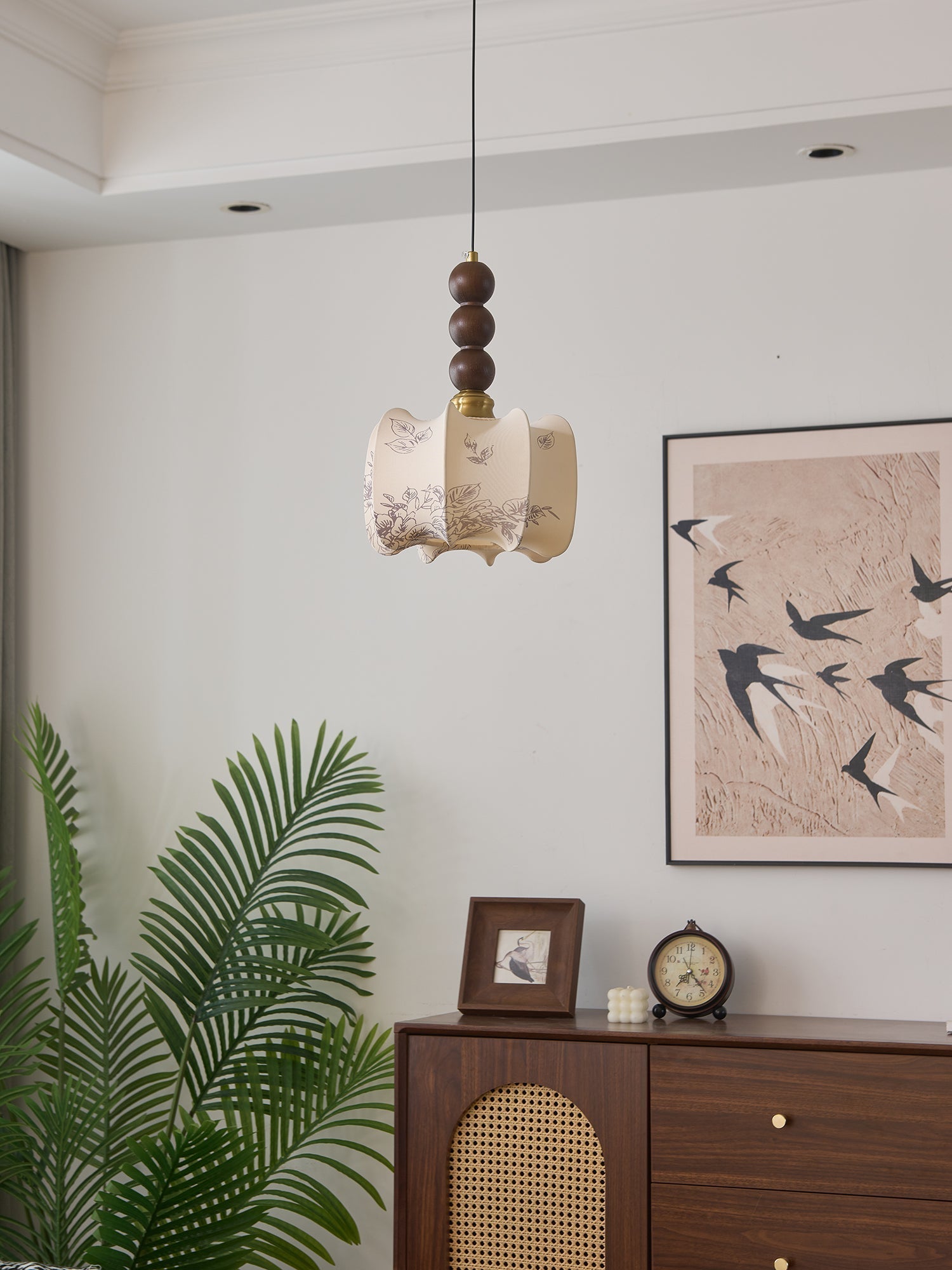 Eloria Pendant Light - Letslighting
