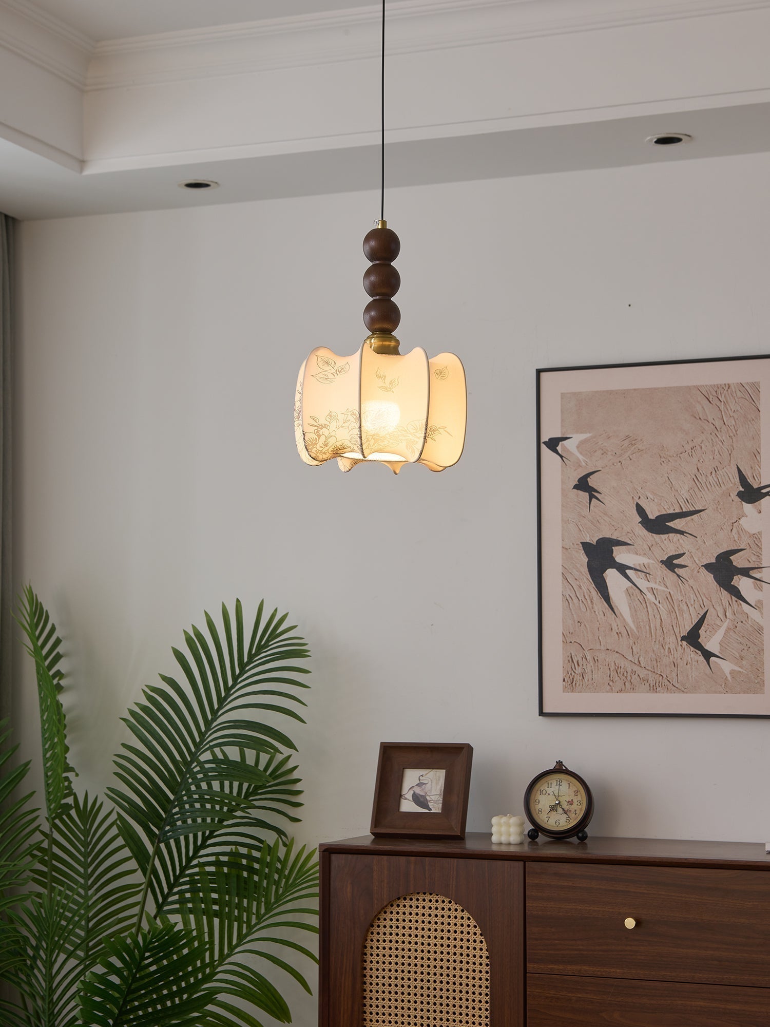 Eloria Pendant Light - Letslighting