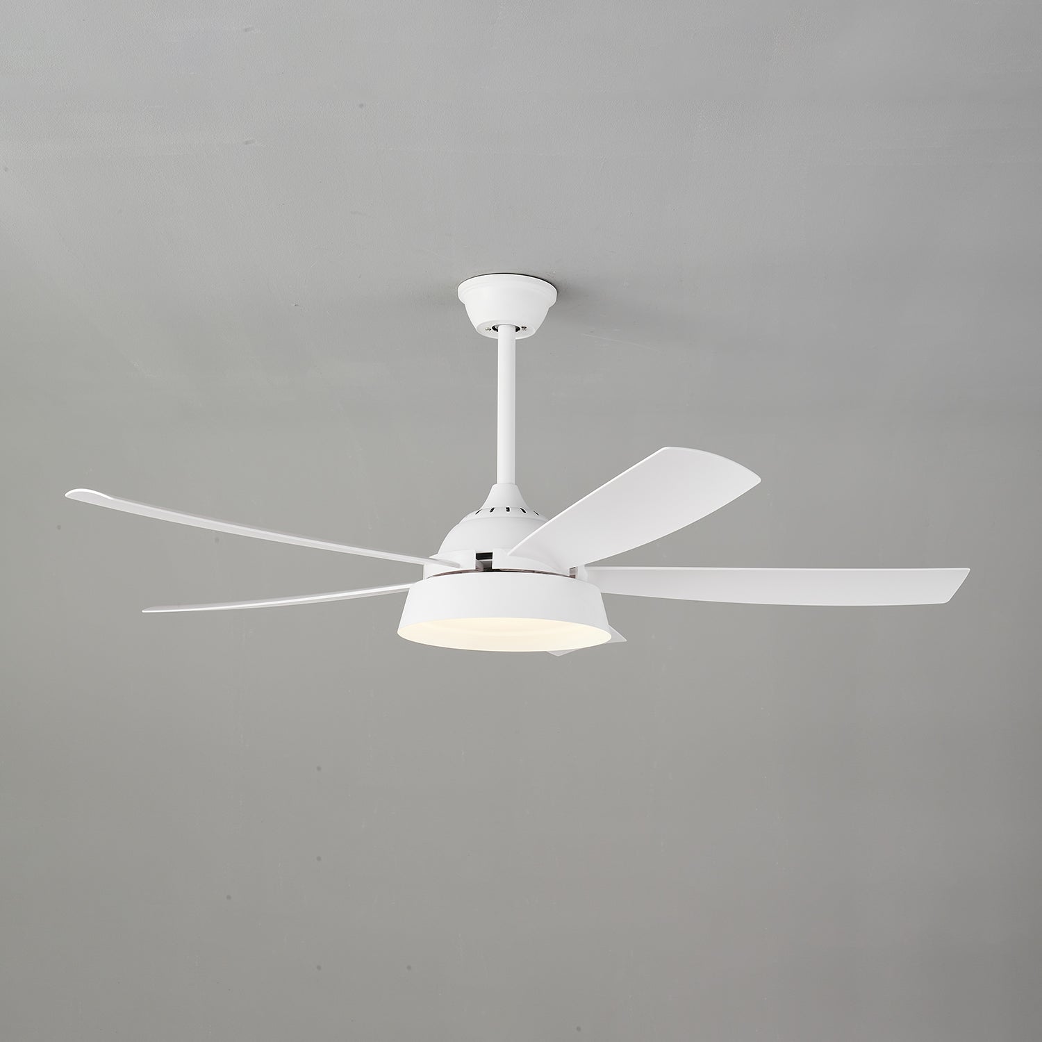 Ventilador de Techo Orvino con Luz de Madera, ambiente interior
