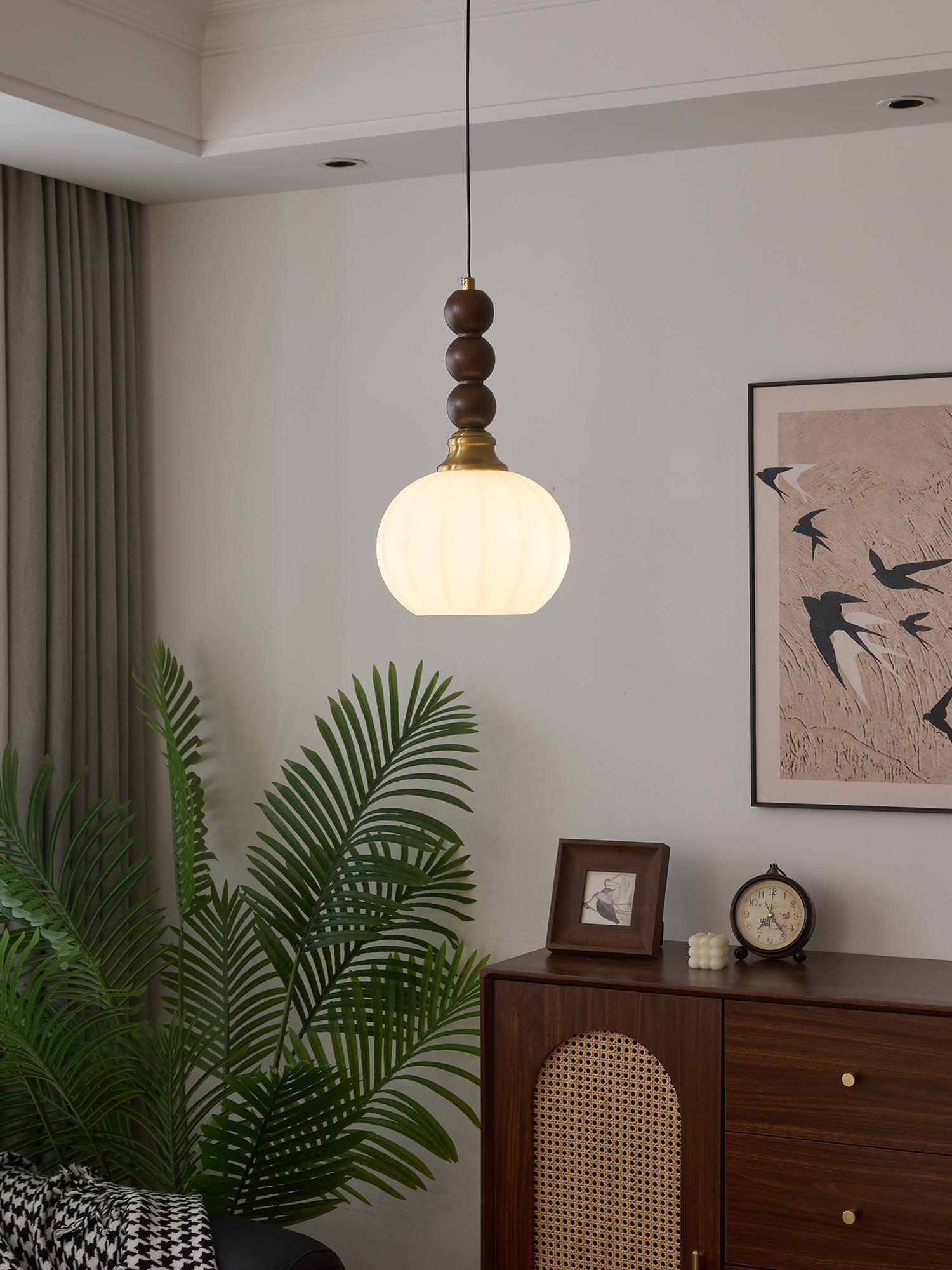 Evandra Pendant Light - Letslighting