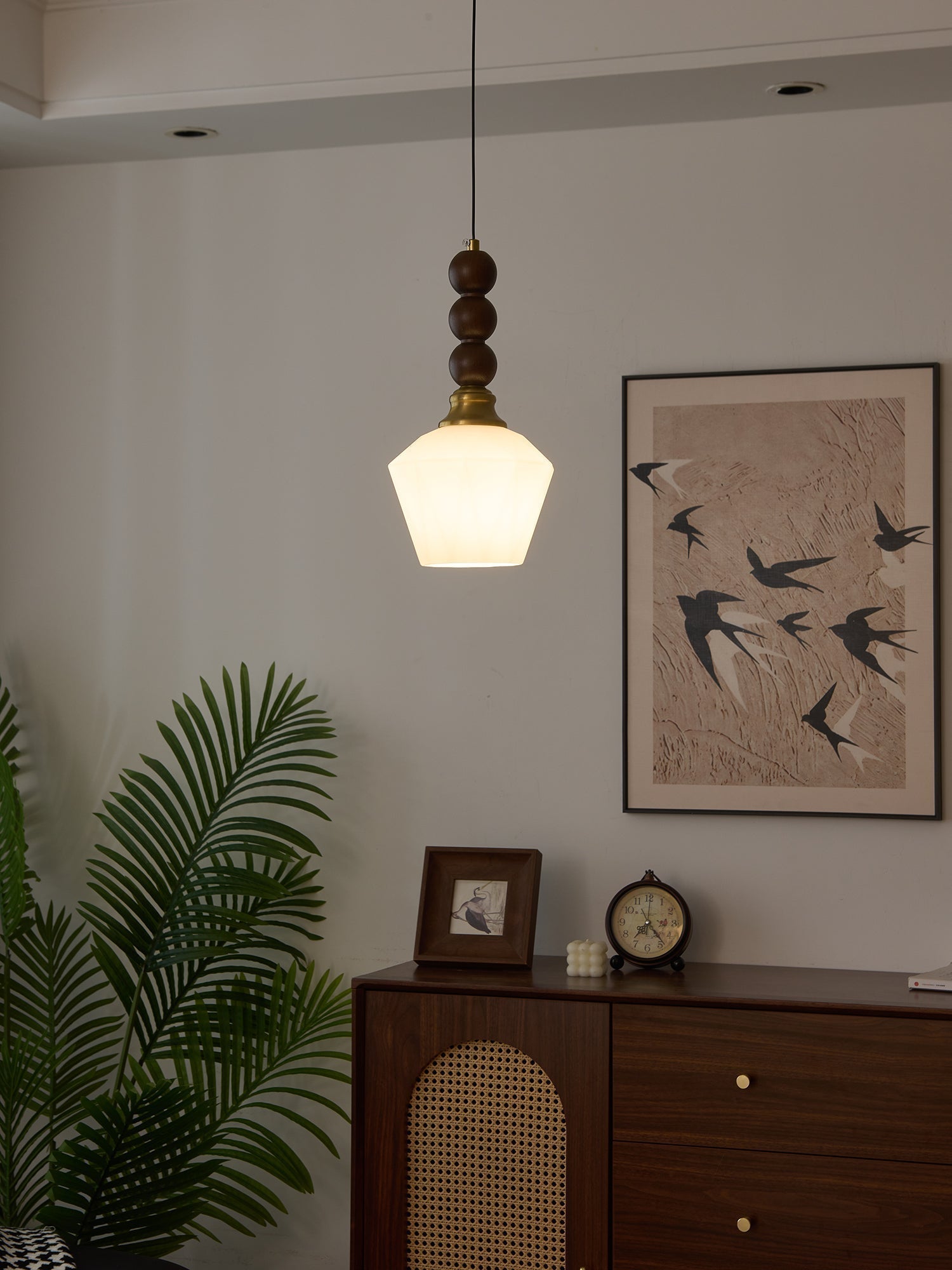 Evandra Pendant Light - Letslighting