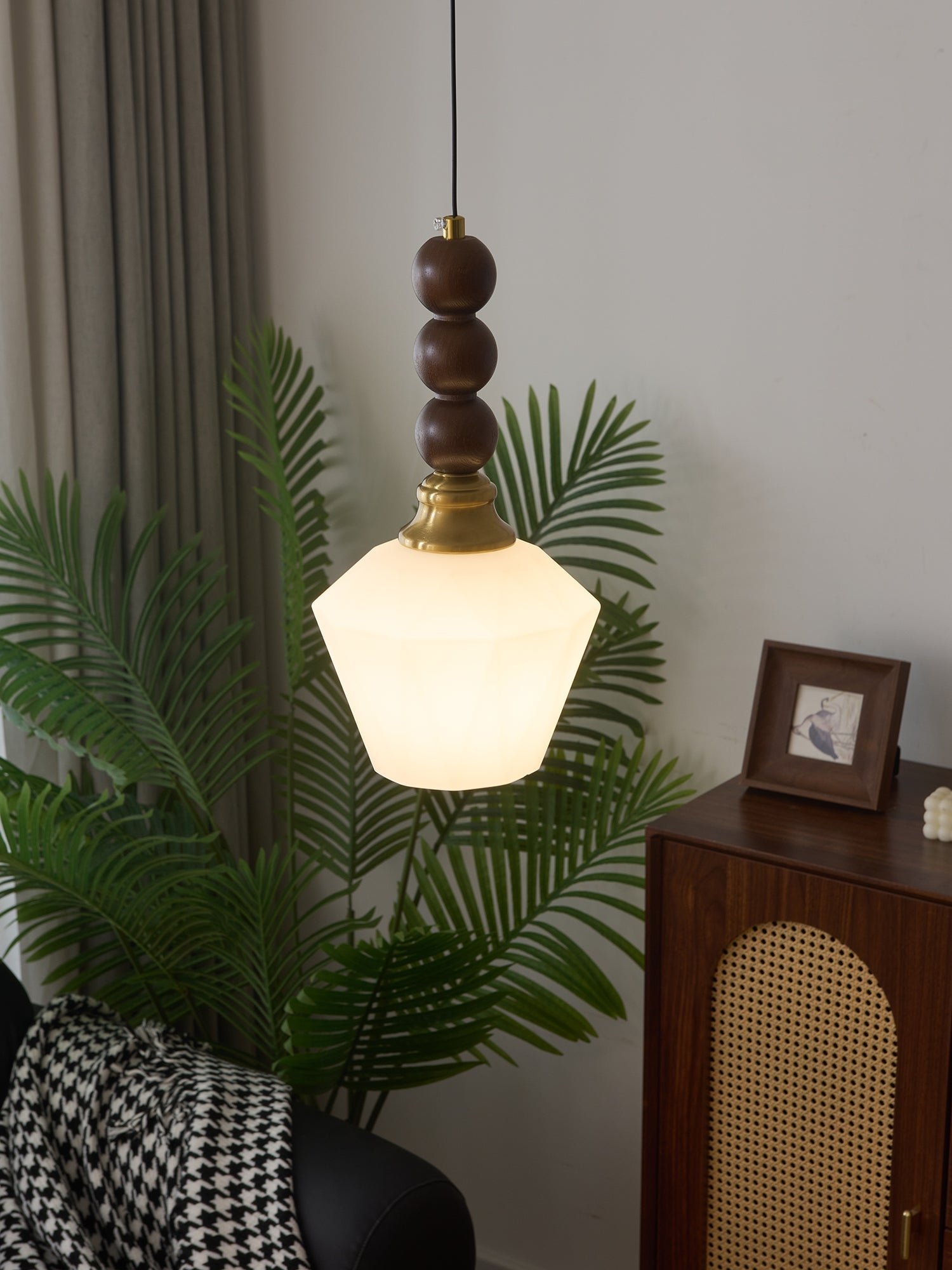 Evandra Pendant Light - Letslighting