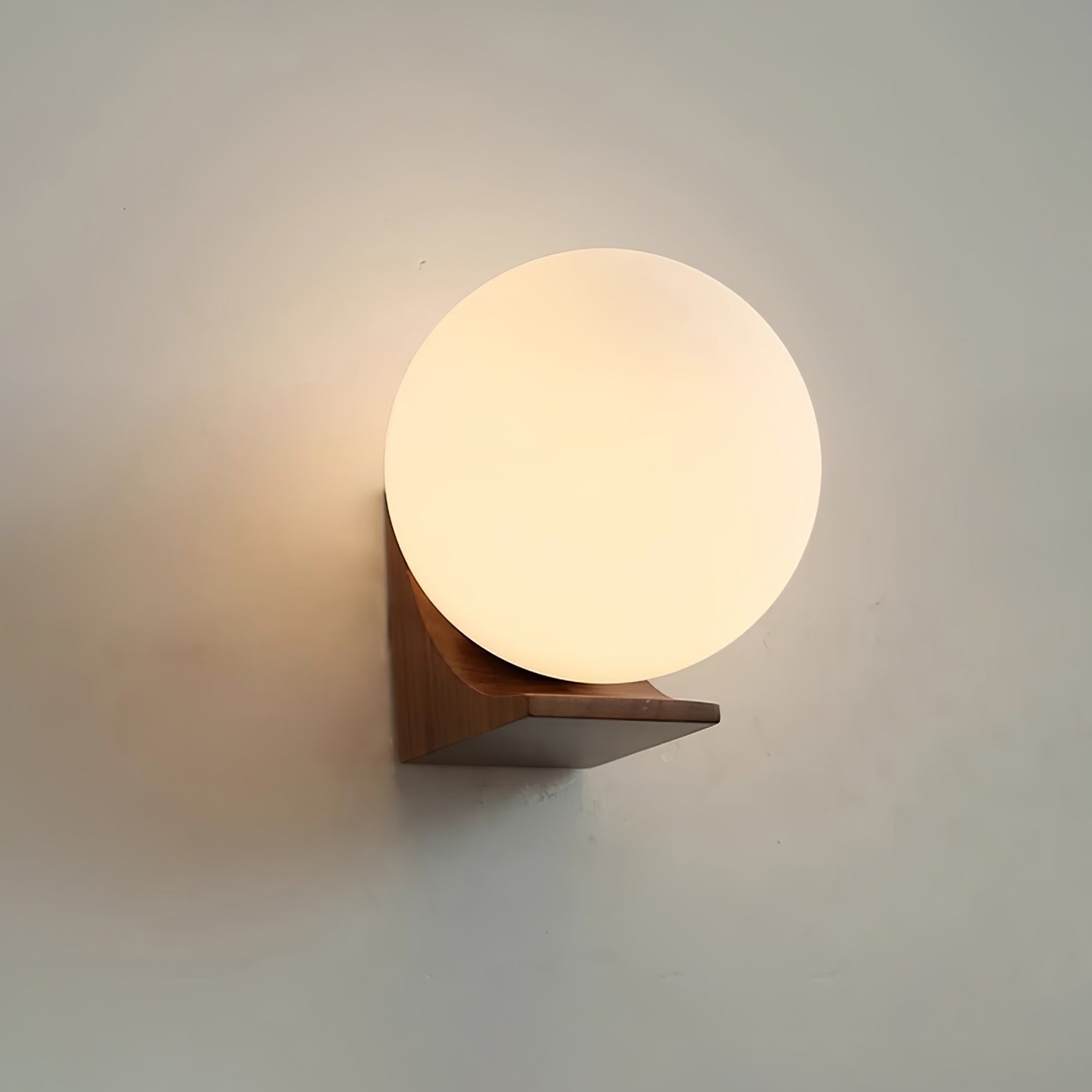 Evelyn Orb Wall Lamp - Letslighting