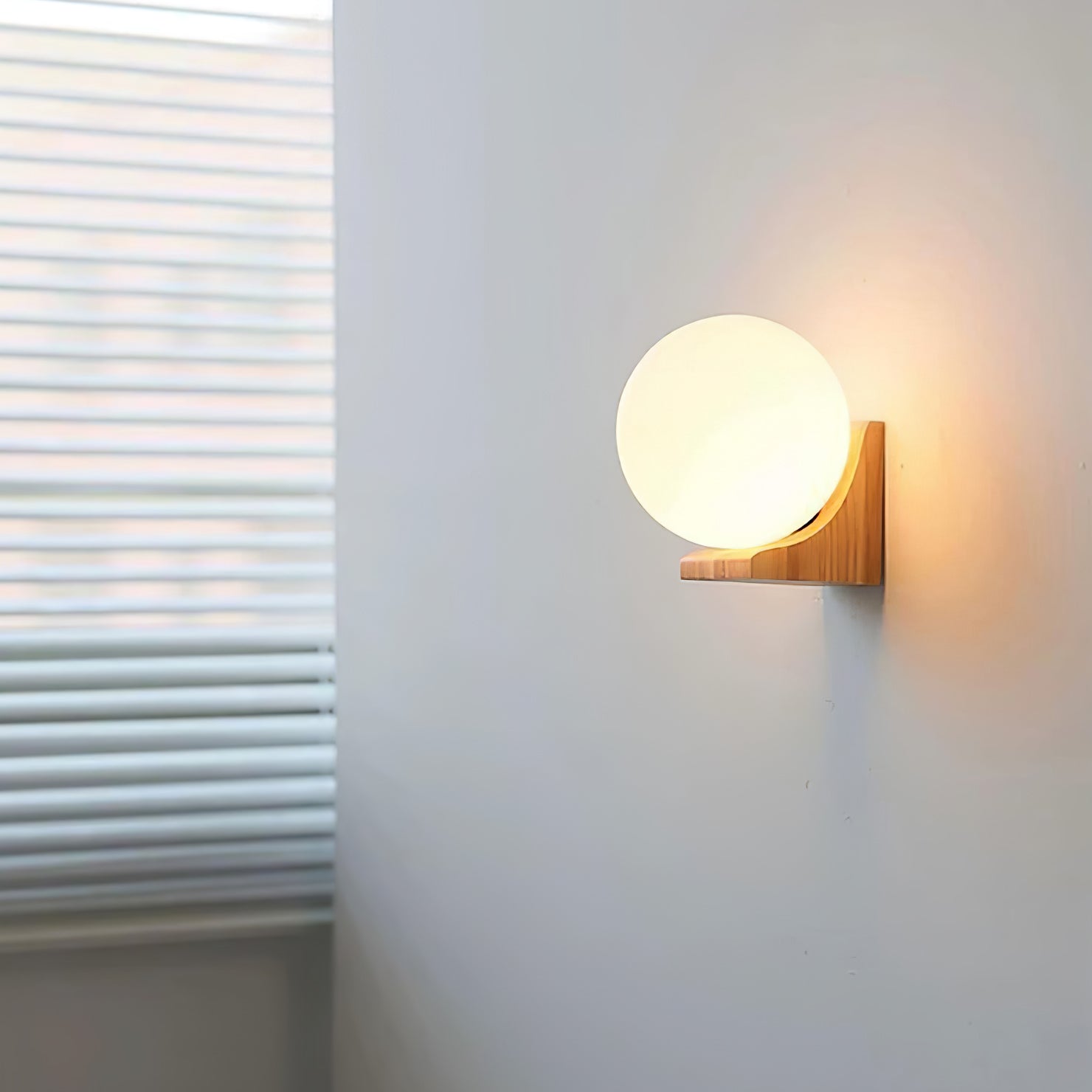 Evelyn Orb Wall Lamp - Letslighting