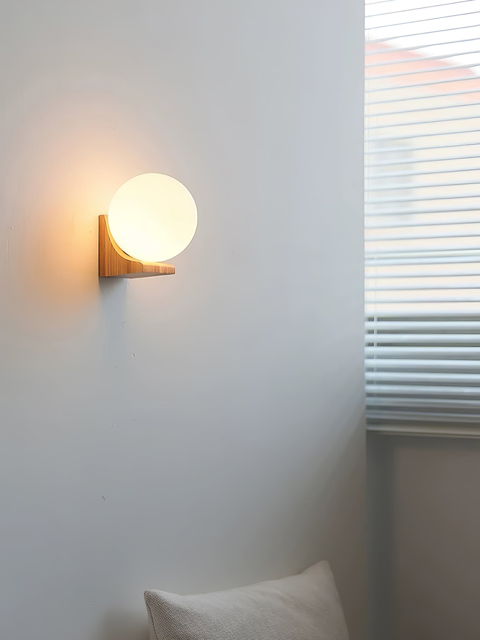 Evelyn Orb Wall Lamp - Letslighting