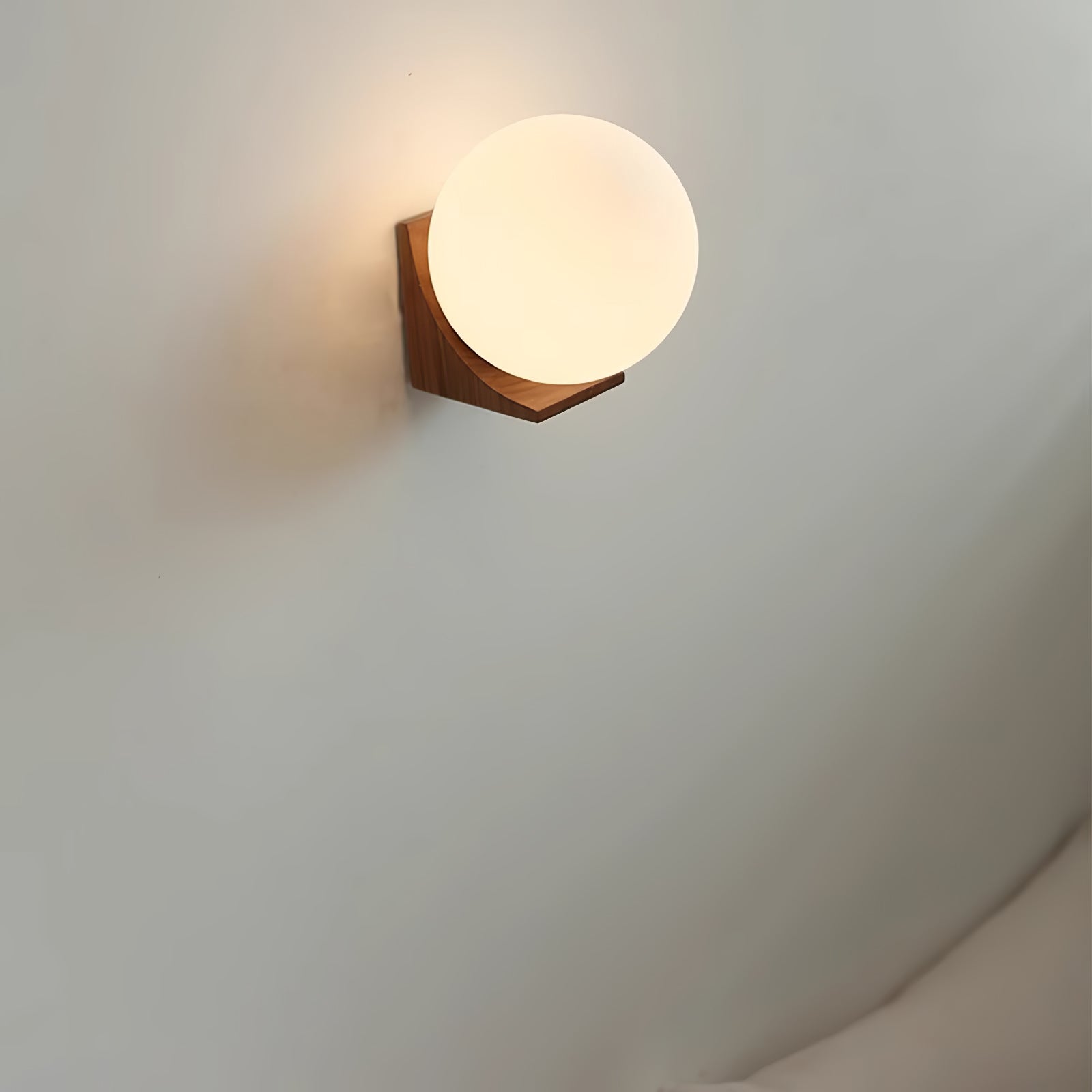 Evelyn Orb Wall Lamp - Letslighting