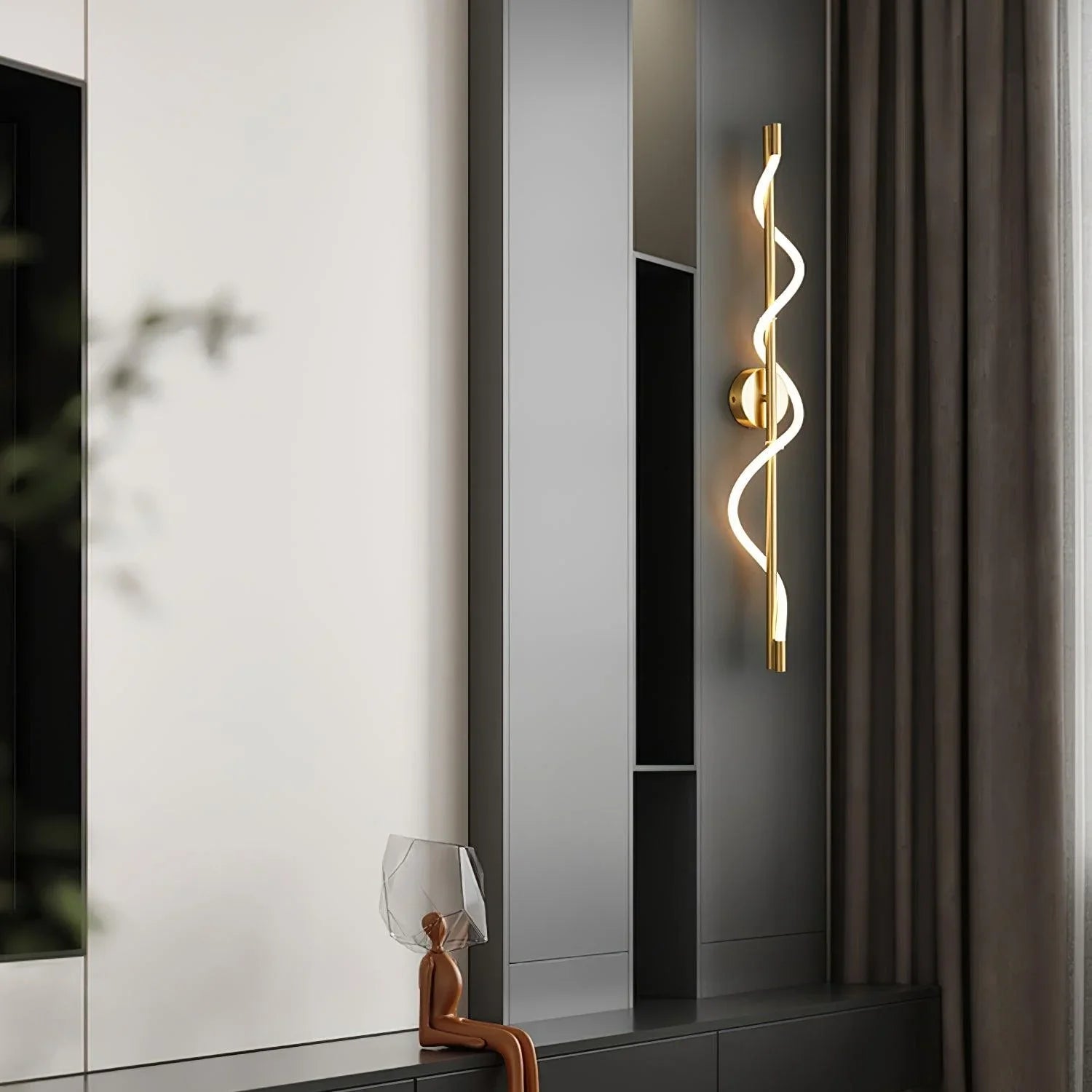 Vortex    Flexible Curve  Wall Light