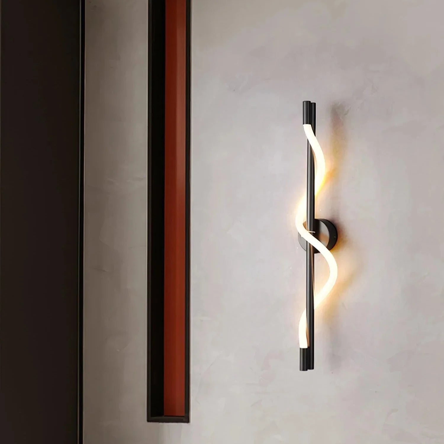 Vortex    Flexible Curve  Wall Light