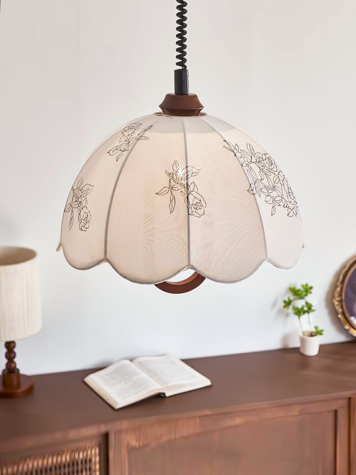 Floral Grace Pendant Lamp - Letslighting