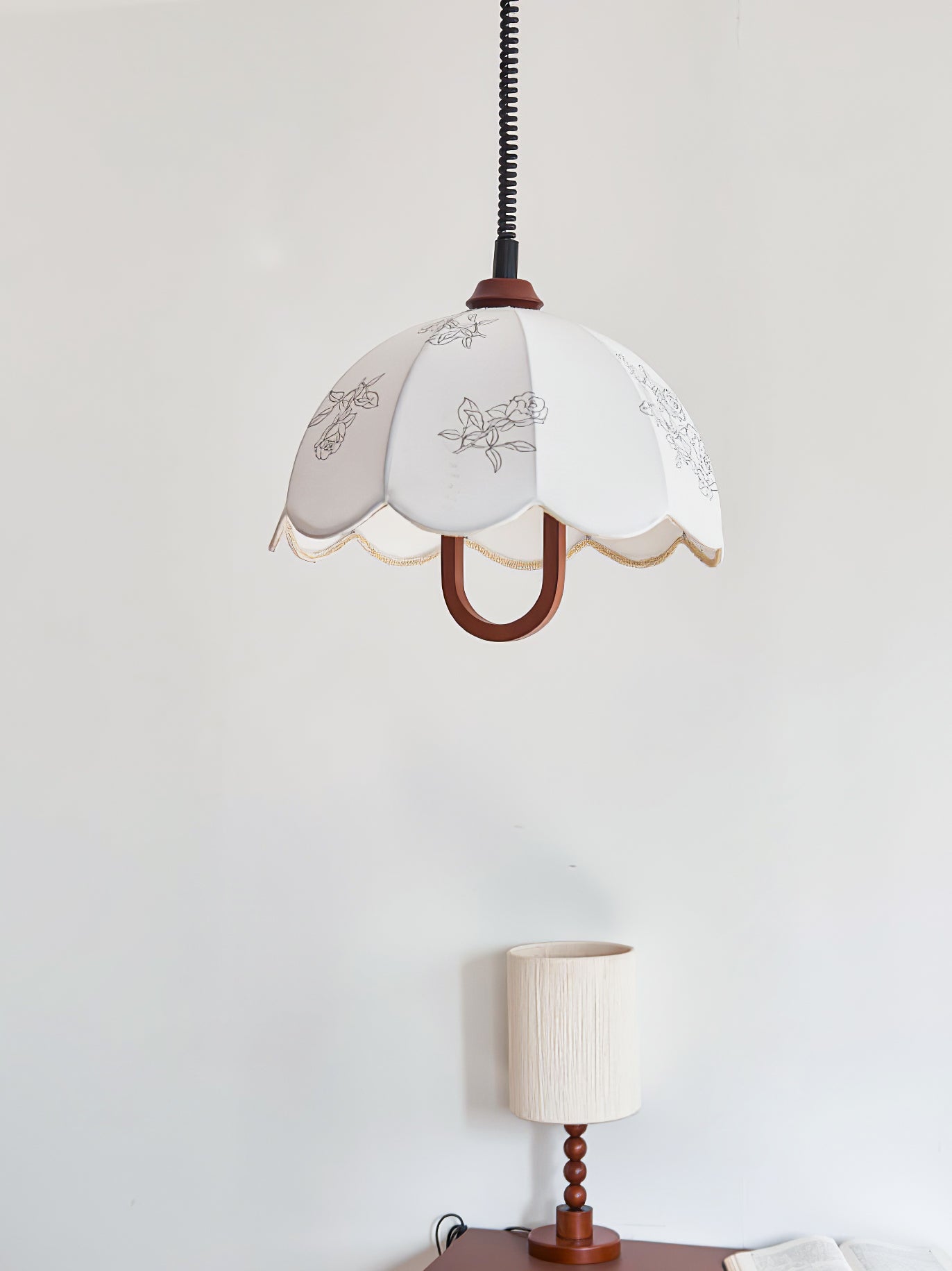 Floral Grace Pendant Lamp - Letslighting