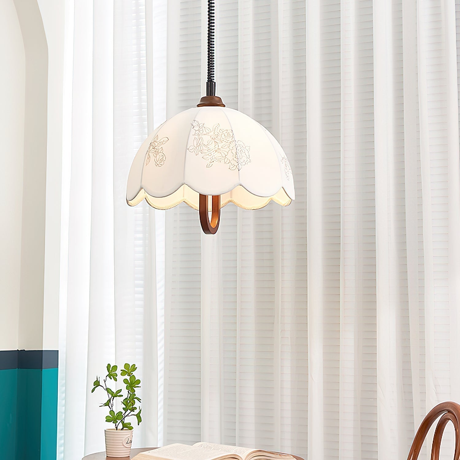 Floral Grace Pendant Lamp - Letslighting