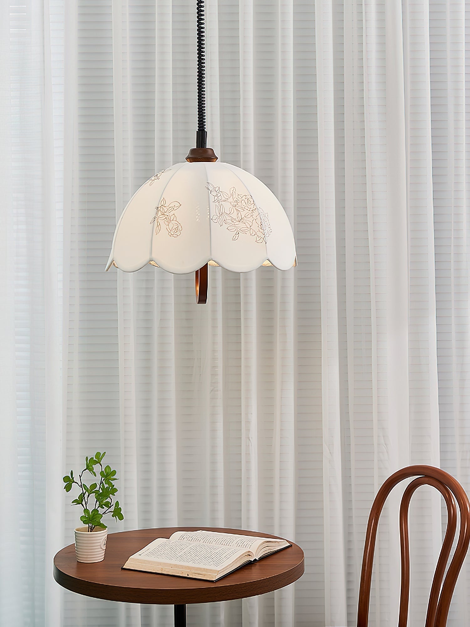 Floral Grace Pendant Lamp - Letslighting