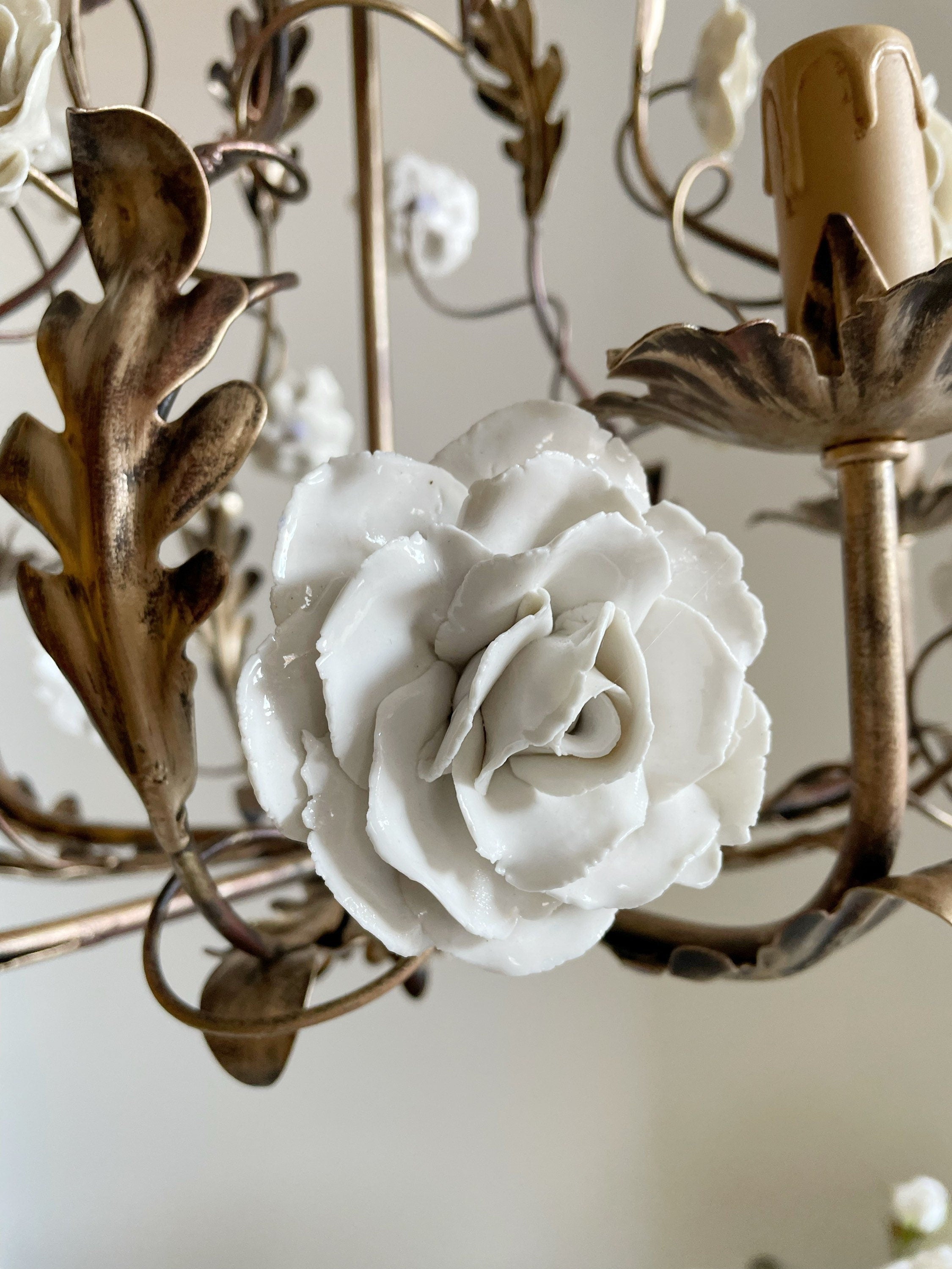 Araeyra Postmodern Luxury Rose Metal Ceramic Chandelier - Lamp Copper