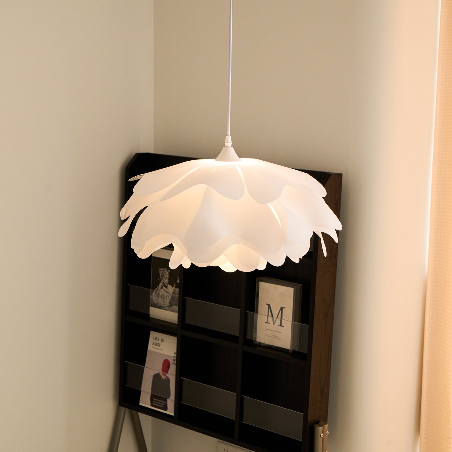 Flower Shaped White Pendant Lamp - Letslighting