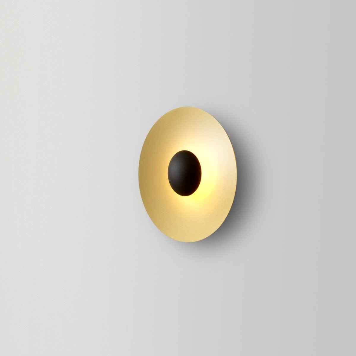 Ginger Modern Minimalist Round Metal Wall Lamp - Letslighting