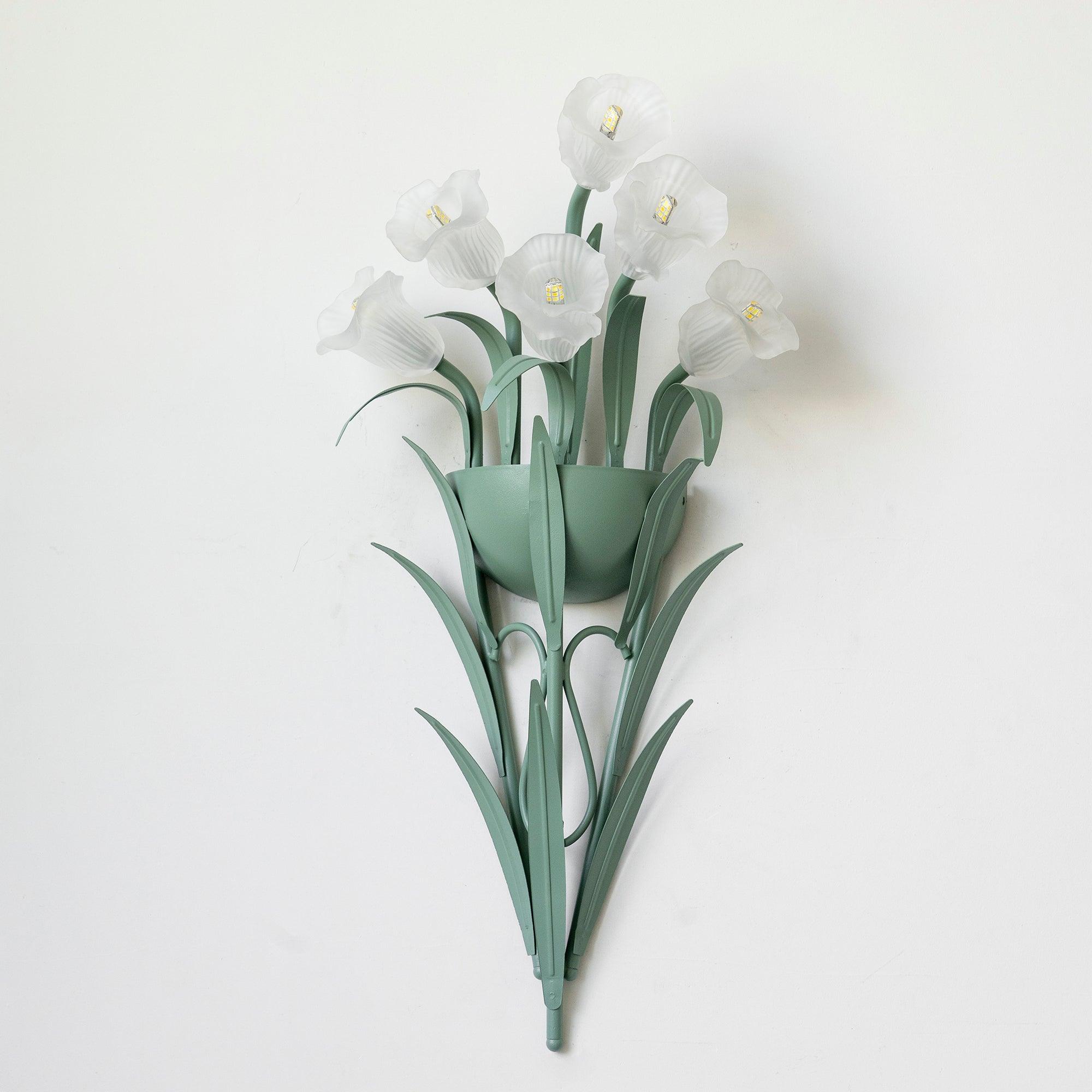 Lunafleur Lily Wall Lamp - Letslighting