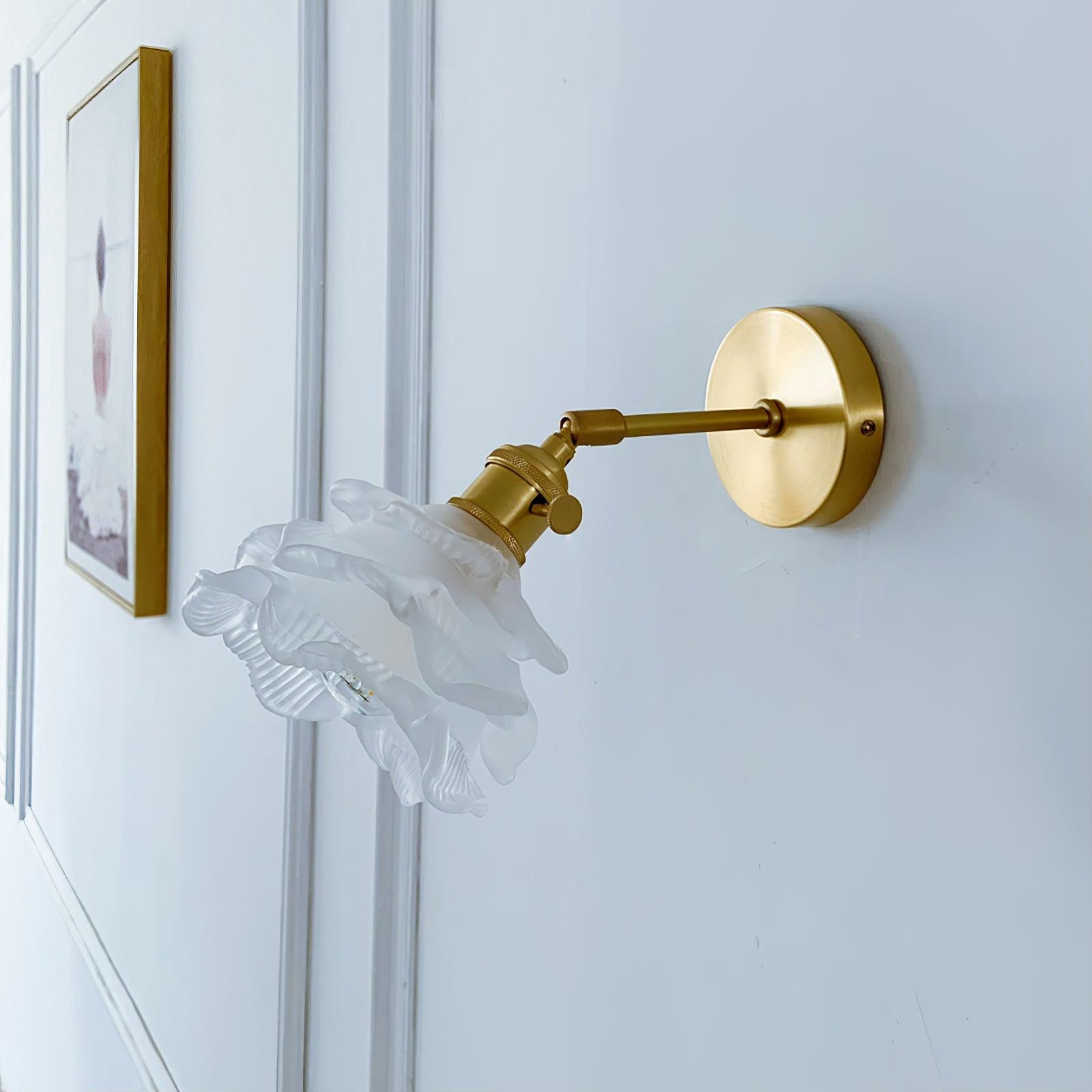 Petal Vintage Brass Wall Lamp - Letslighting