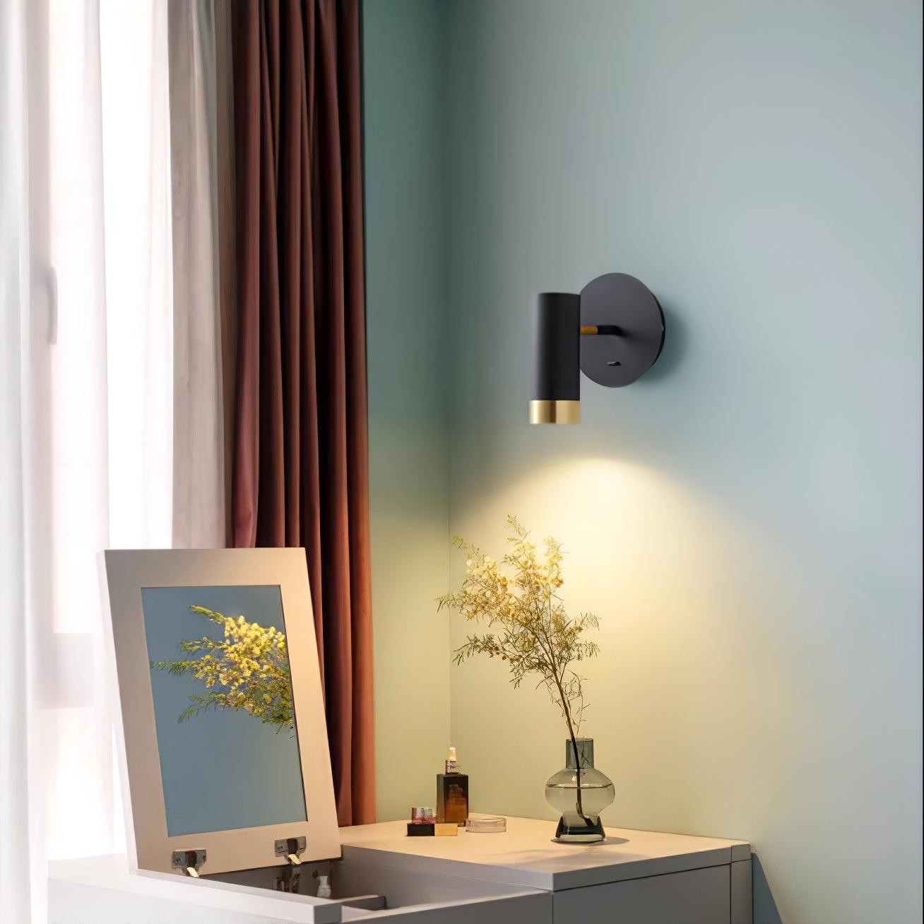 Karpo Wall Lamp - Letslighting