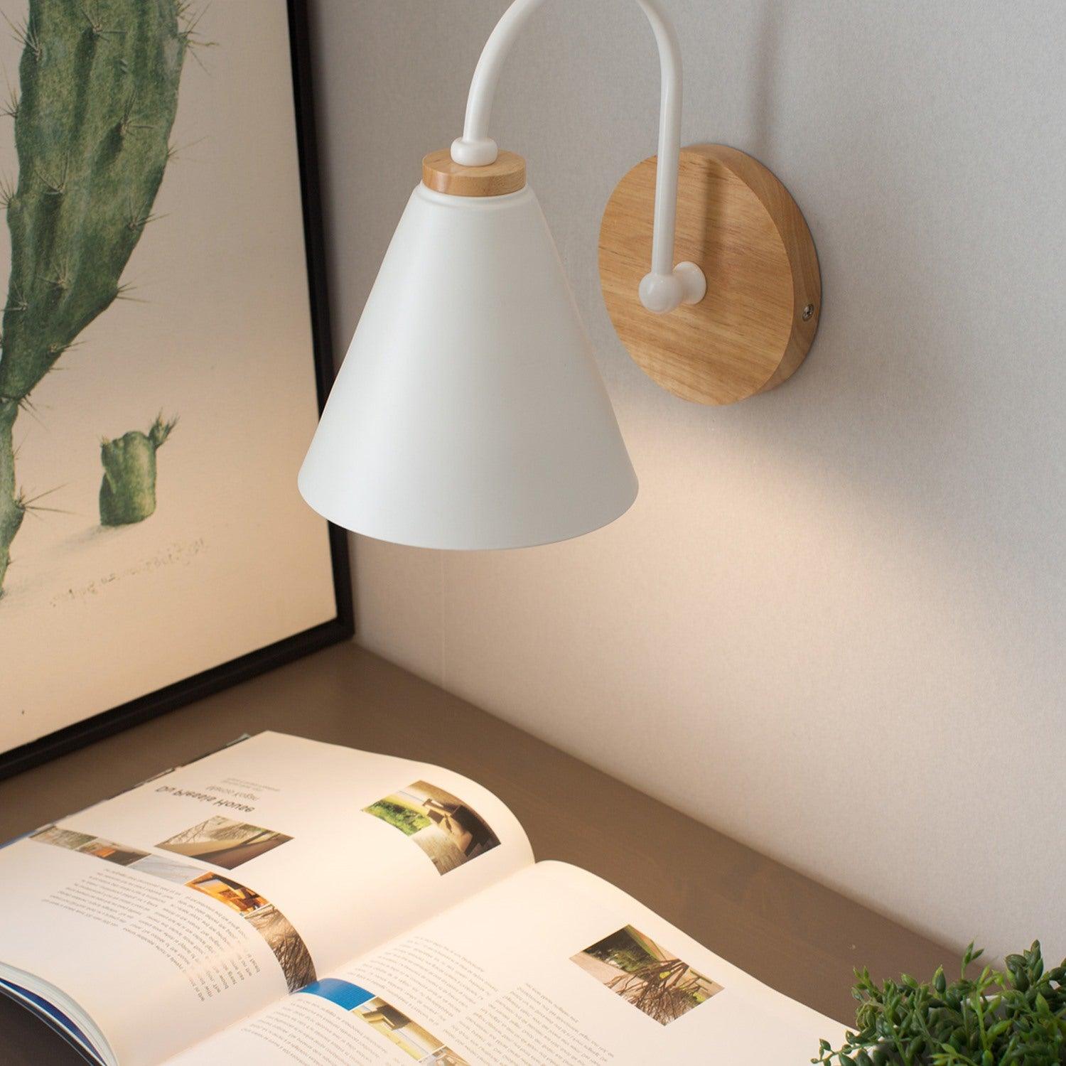 Muto Lámpara de Pared de Madera Nórdica