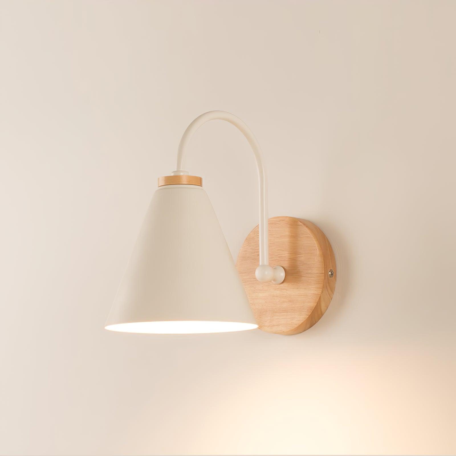 Muto Lámpara de Pared de Madera Nórdica