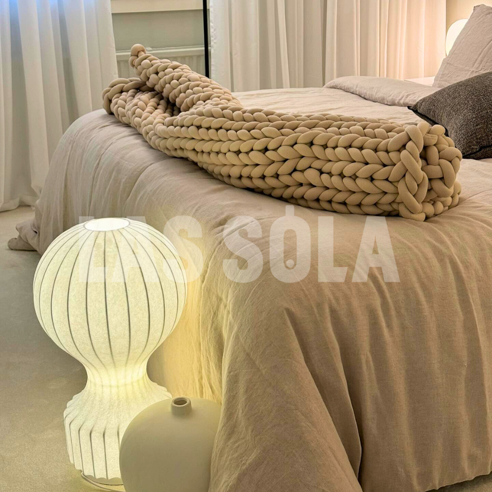 Ritta Minimalista Moderna Metal/Seda Lámpara de Mesa Blanco