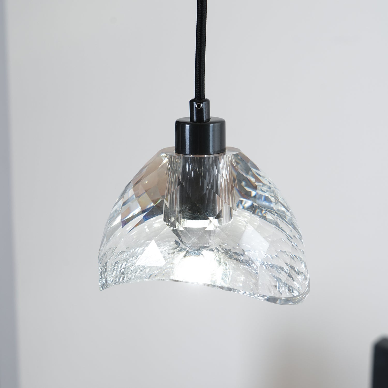 Latham Glass Pendant Lamp - Letslighting