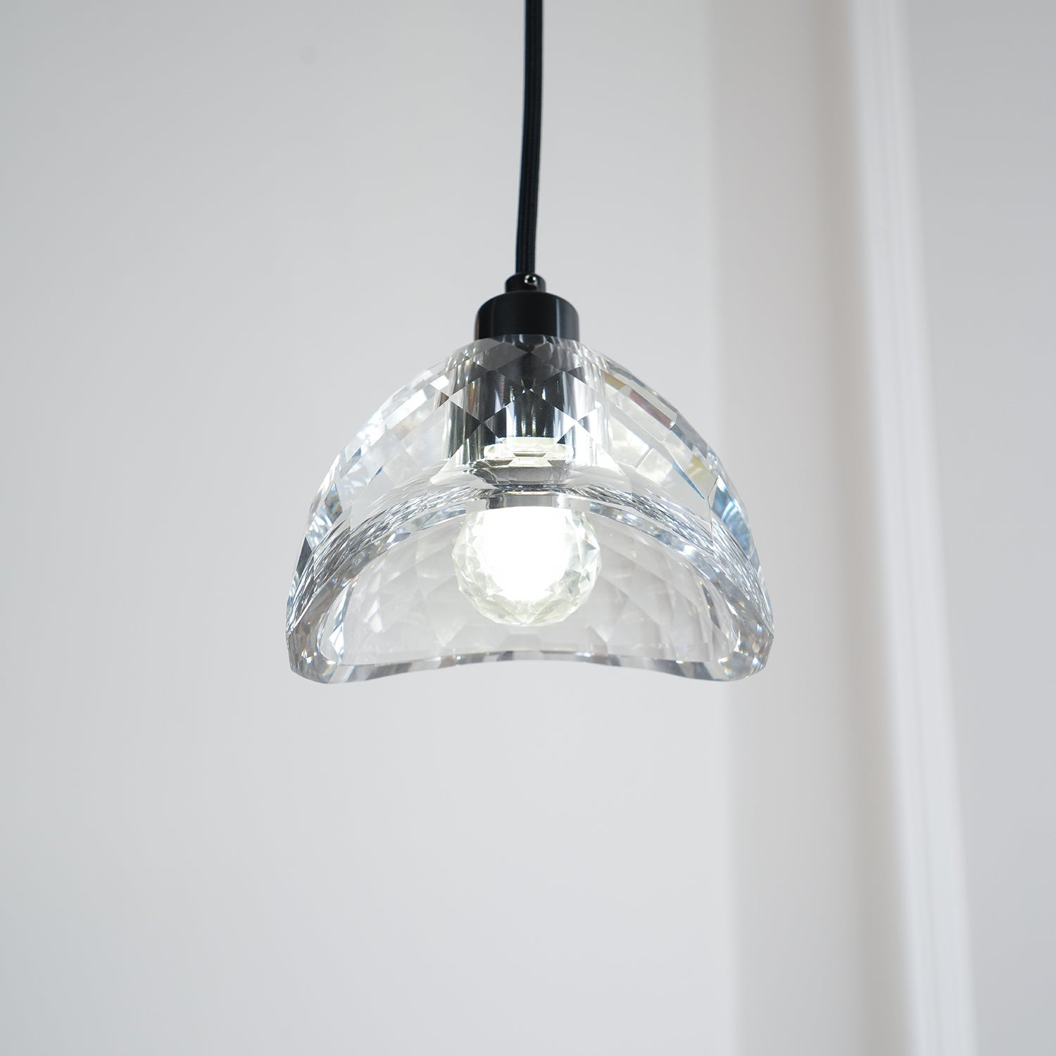 Latham Glass Pendant Lamp - Letslighting