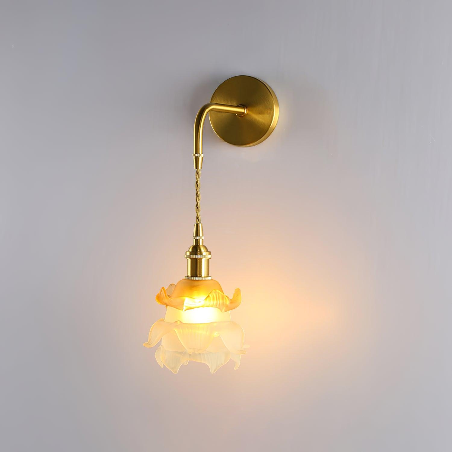 Laura Brass Wall Lamp - Letslighting