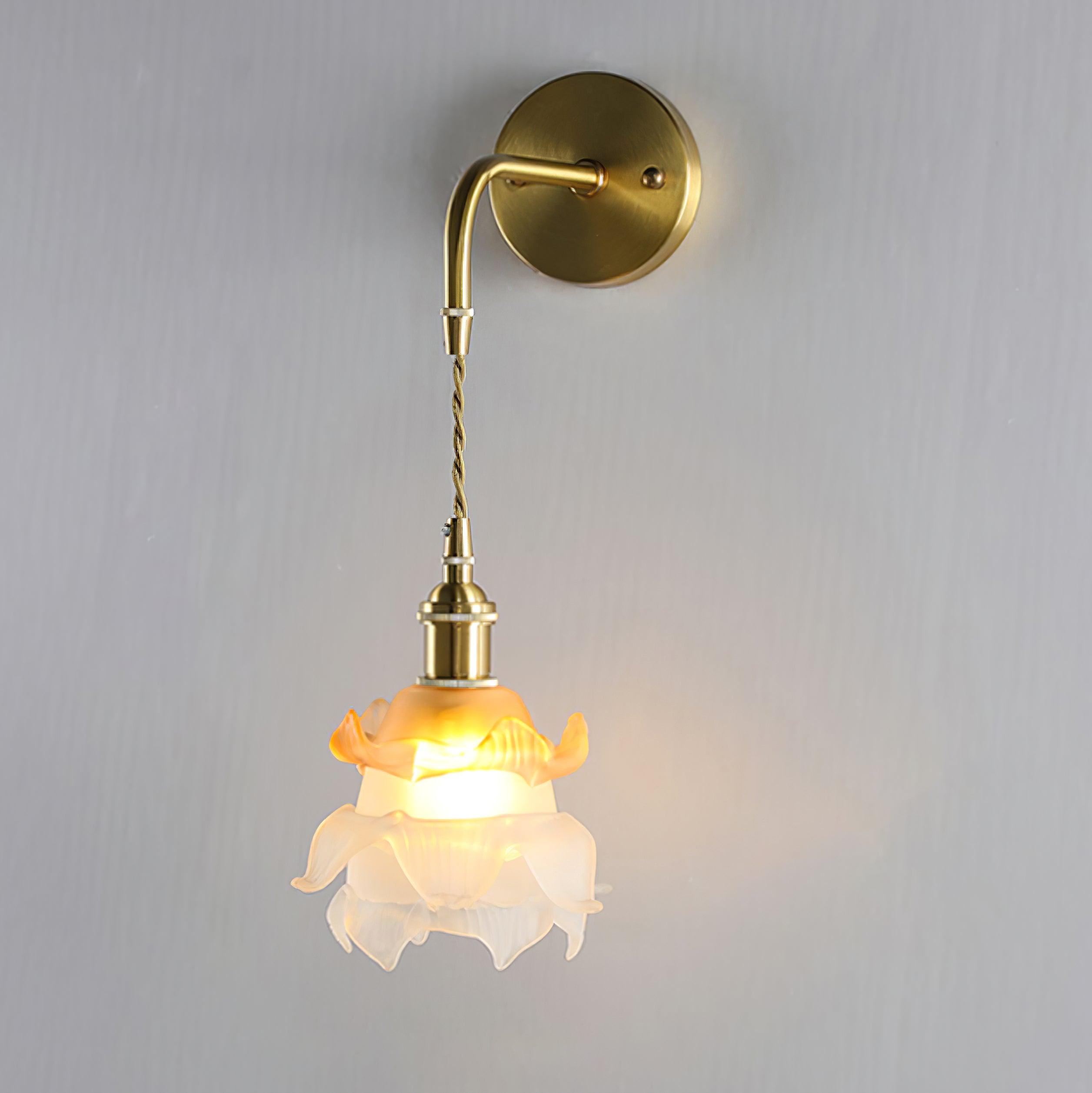 Laura Brass Wall Lamp - Letslighting