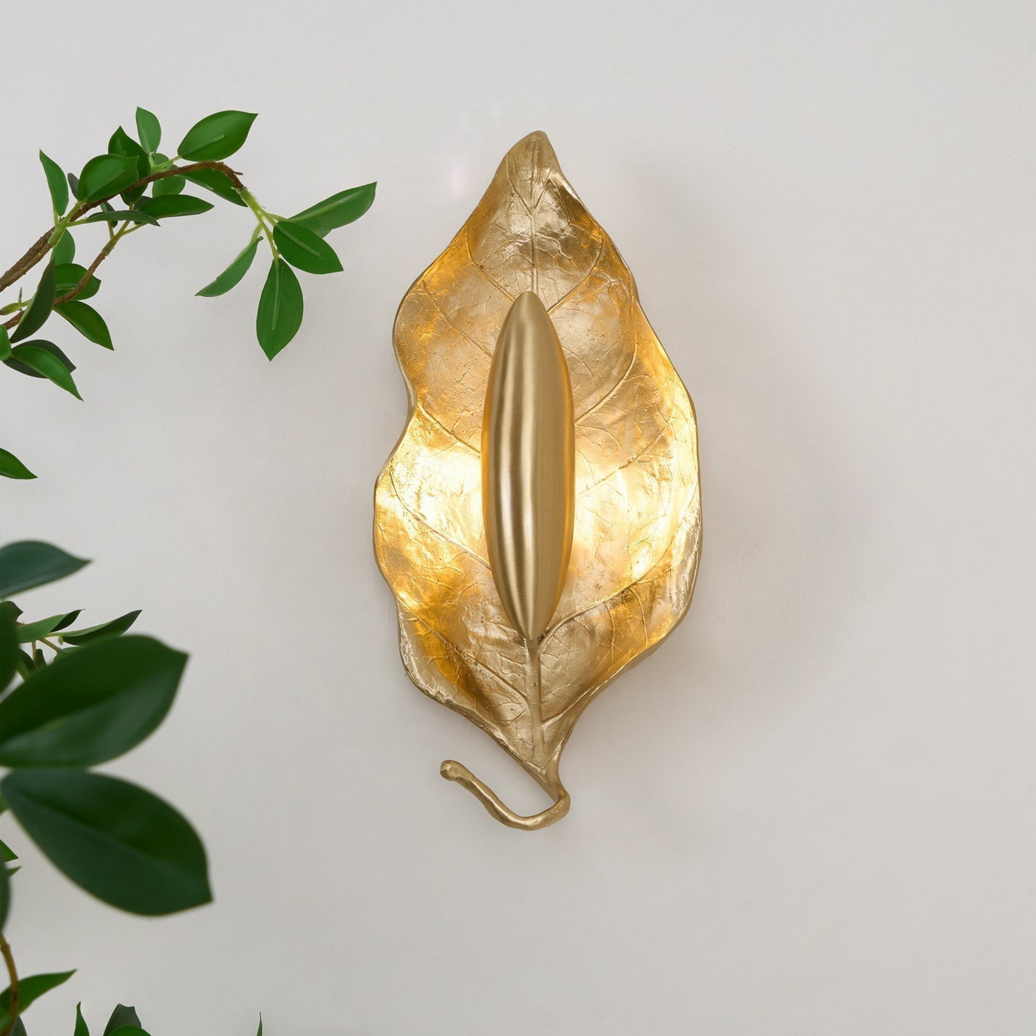 Leaf Brass Wall Lamp - Letslighting