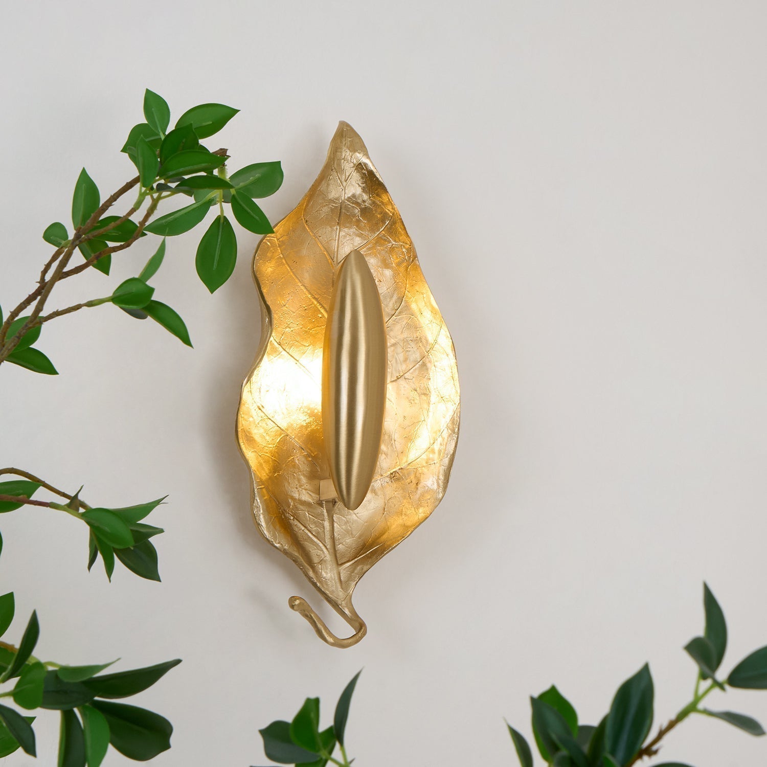Leaf Brass Wall Lamp - Letslighting