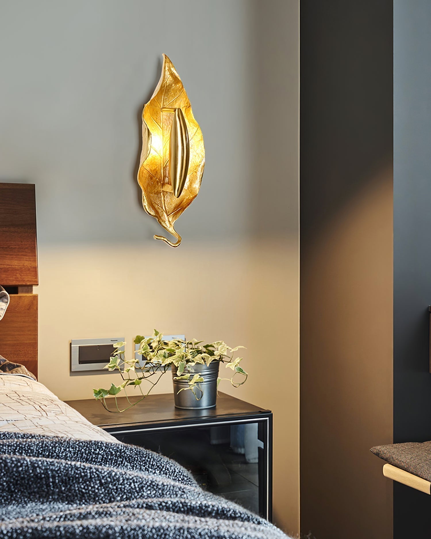 Leaf Brass Wall Lamp - Letslighting