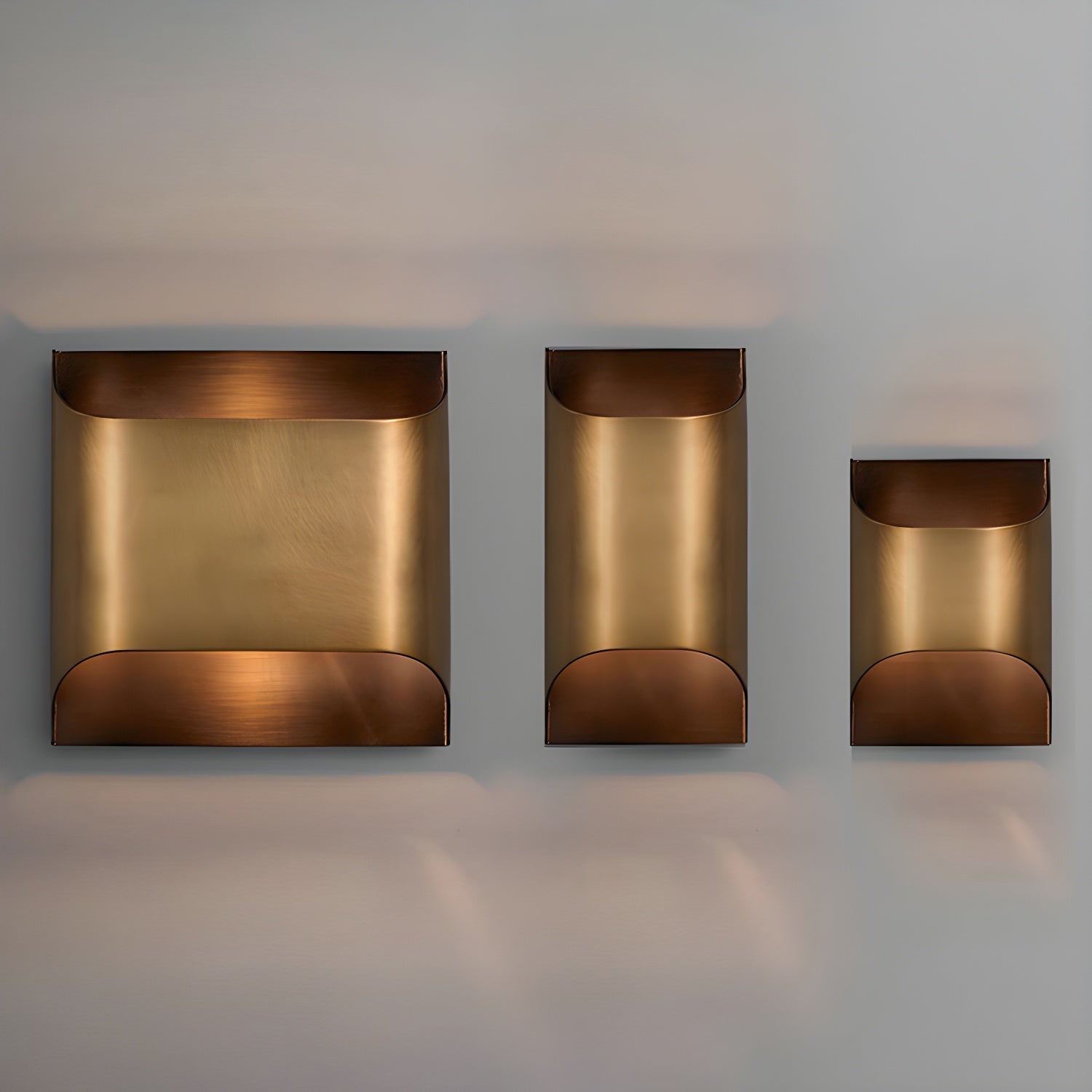 Leclerc Brass Wall Lamp - Letslighting