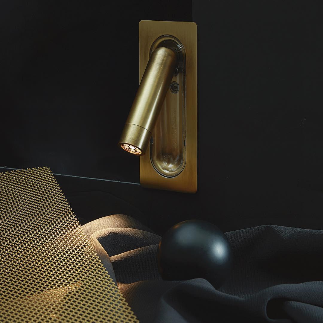 Fioro Acrylic Industrial Wall Lamp - Letslighting