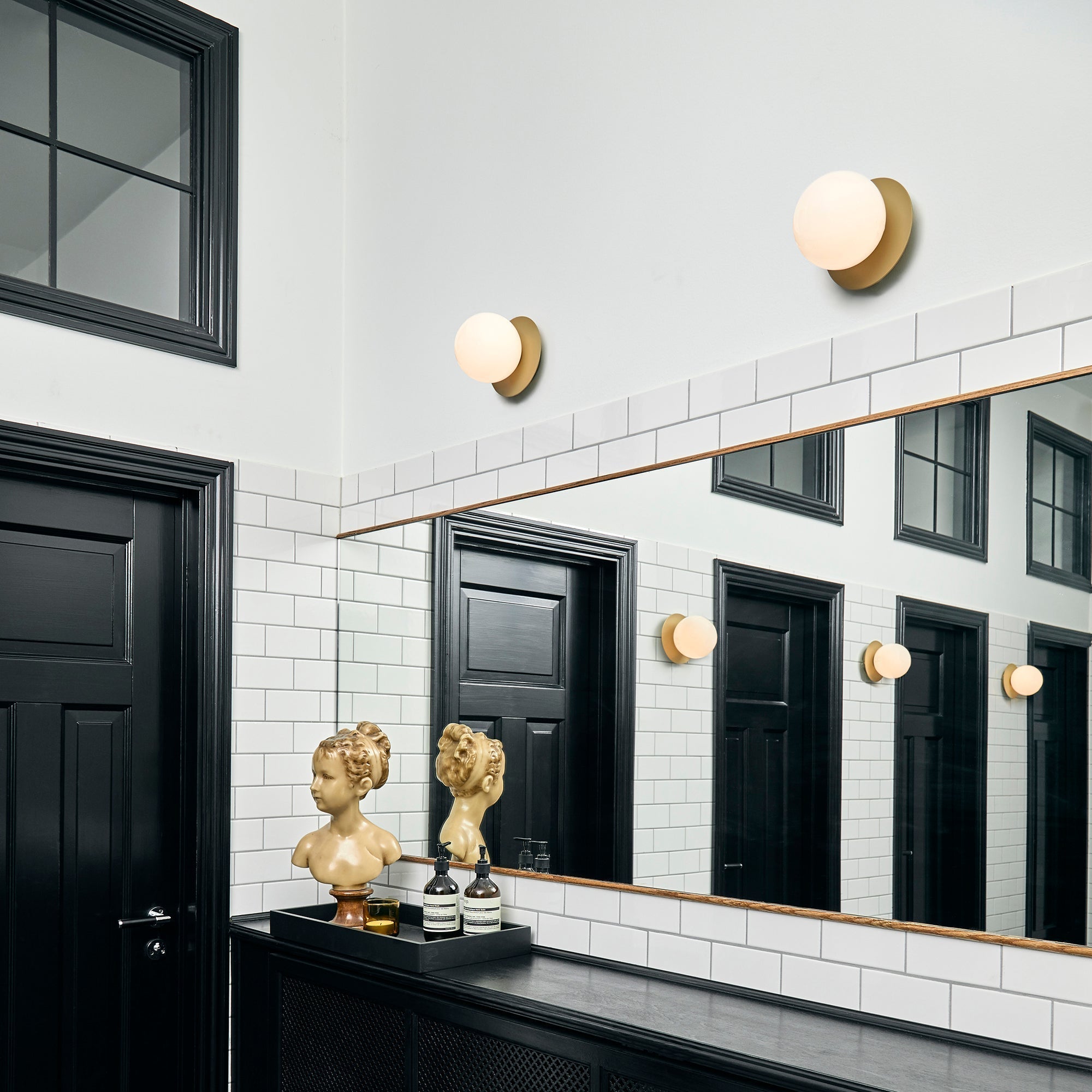 Lunara Wall Lamp - Letslighting