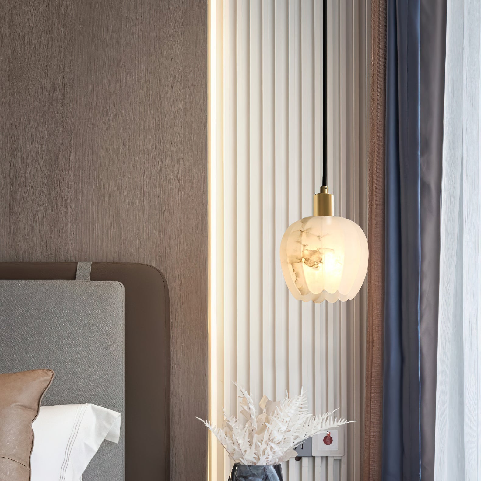 Ritta Pendant Light Flower-shaped  Alabaster