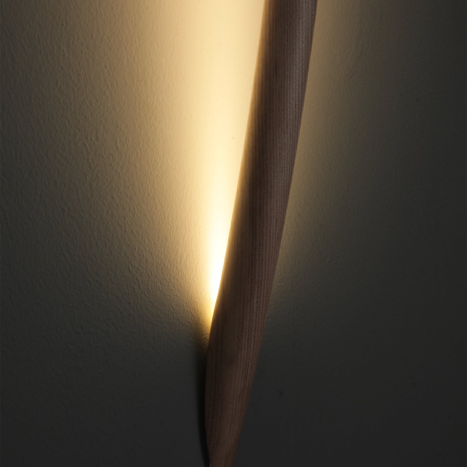 Linea Wood Wall Light - Letslighting