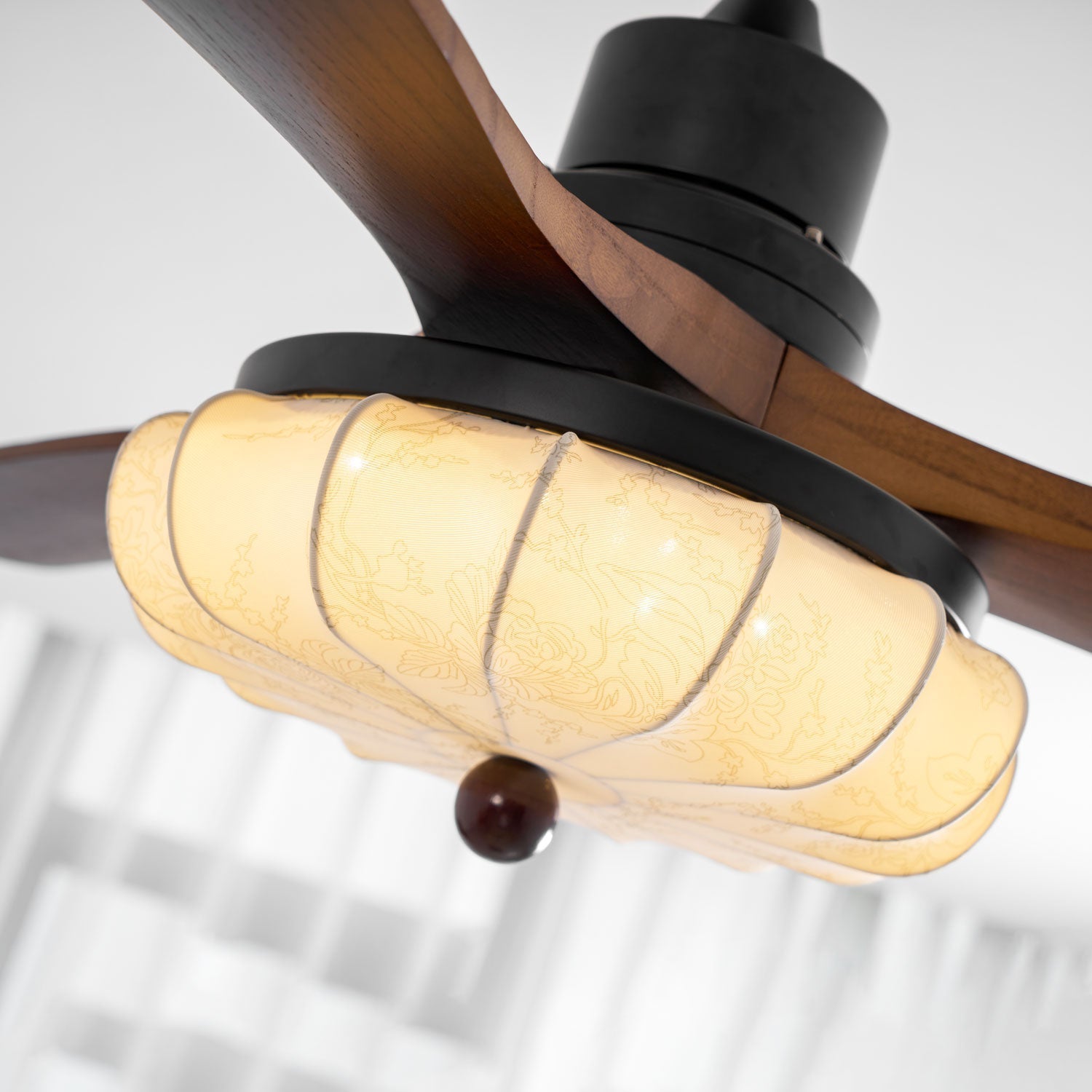 Ventilador de Techo con Luz Jasper Bloom, especificaciones del Modelo A