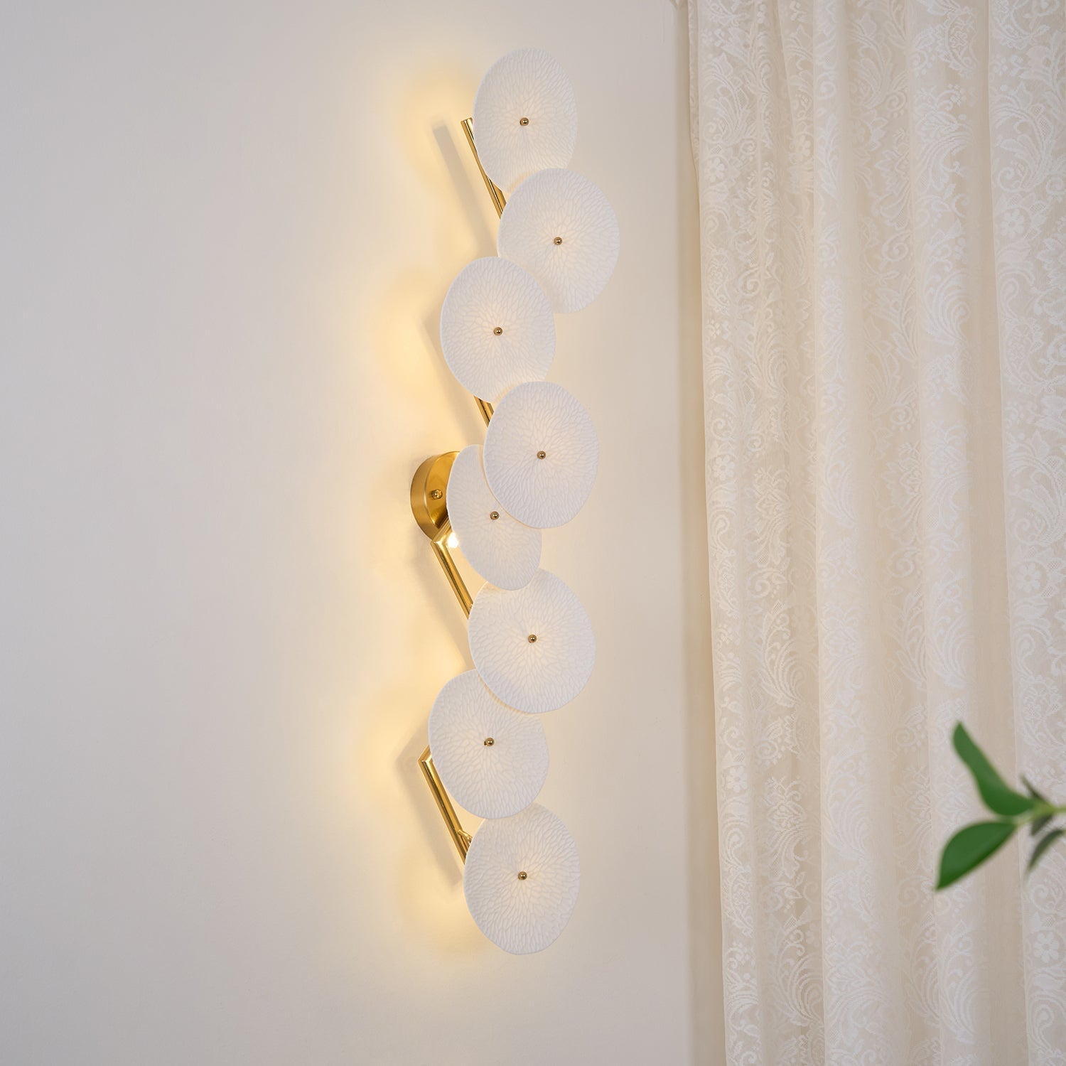 Olivia Lámpara de Pared con Pétalos de Loto